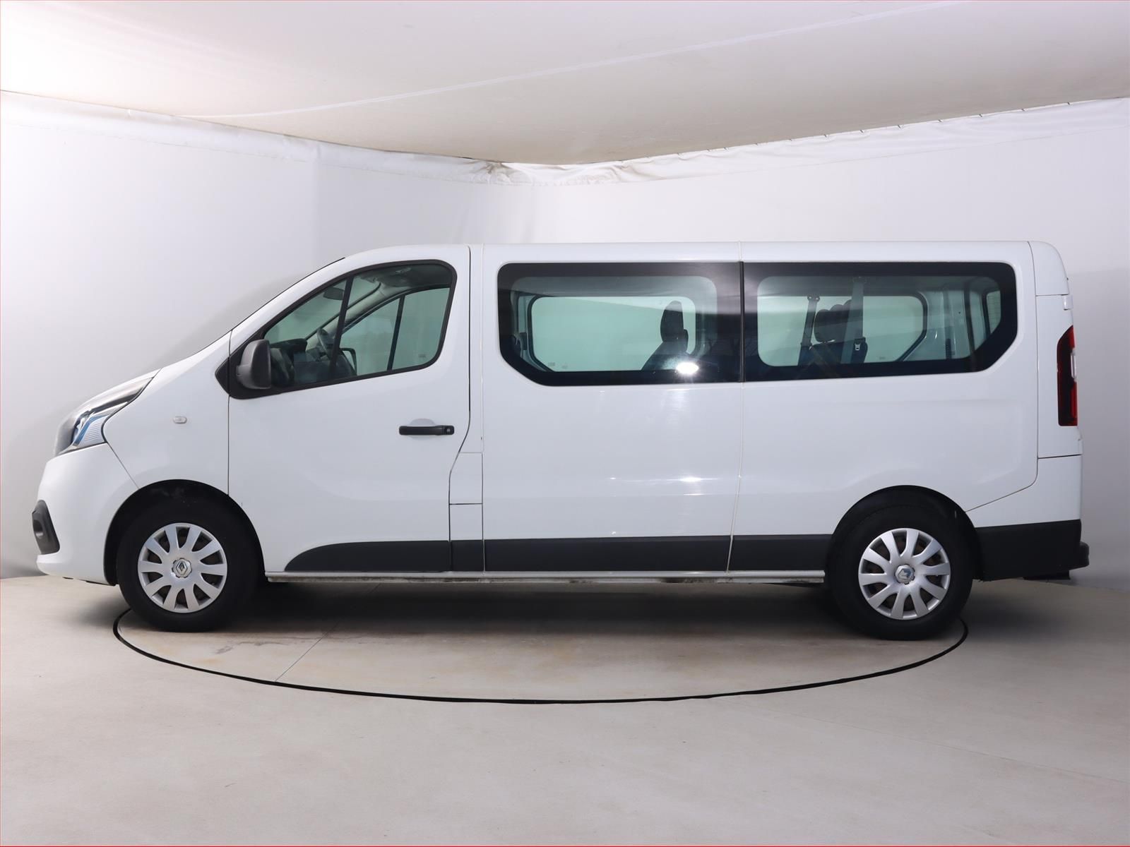 Renault Trafic, 1.6 dCi, Bus, 9Míst, ČR - fotka 3