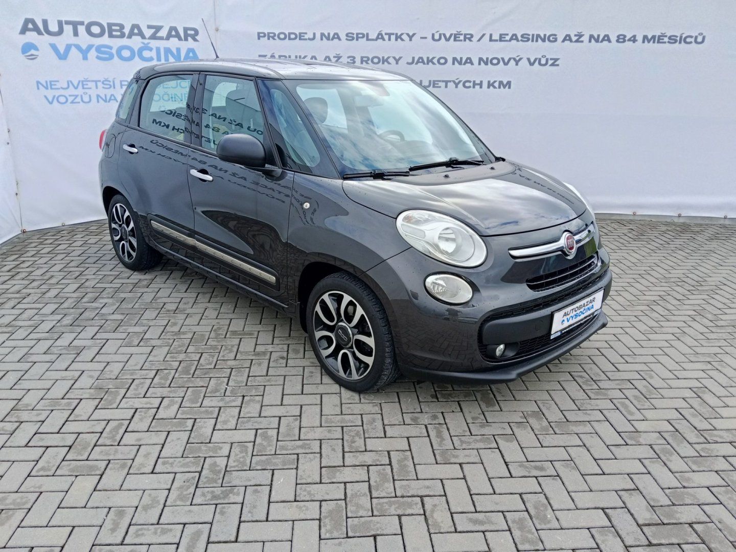 Fiat 500L, 1.4i 16V 70kW ČR I.Majitel - fotka 3