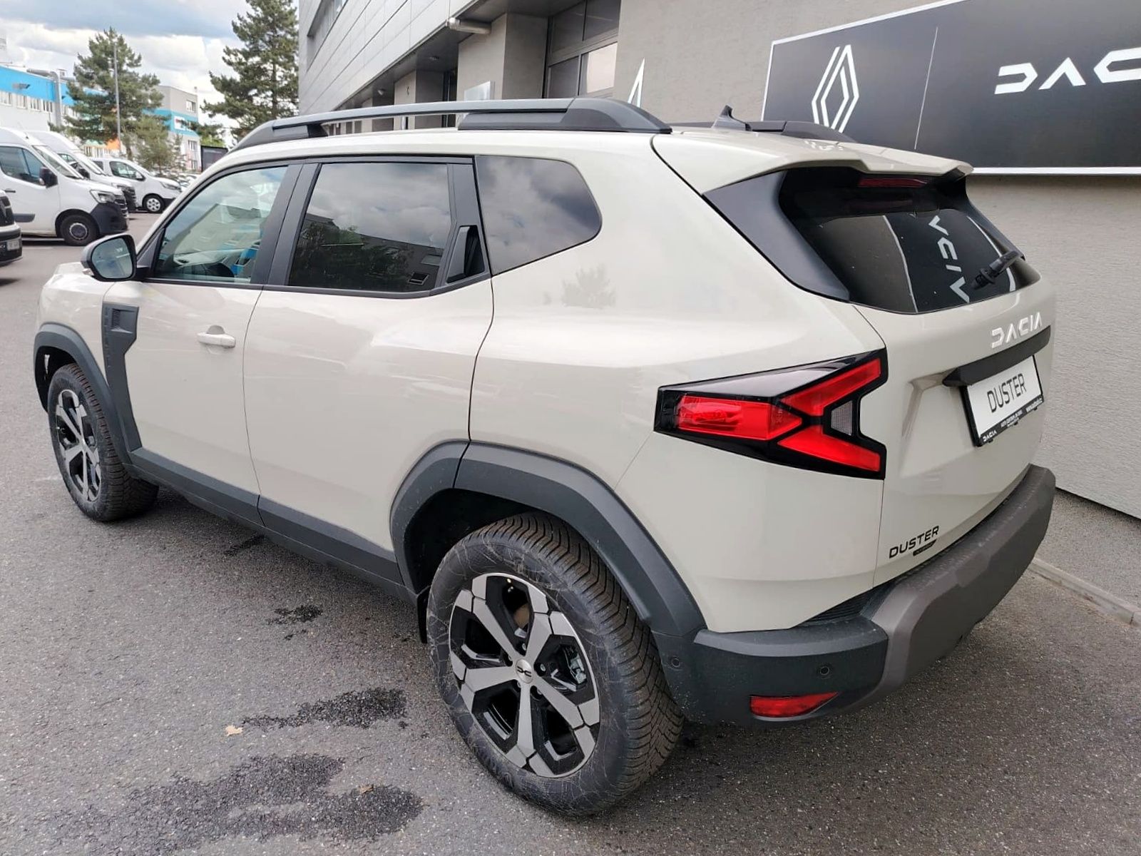 Dacia Duster, Journey Hybrid-G 150 4x4 (auto - fotka 3
