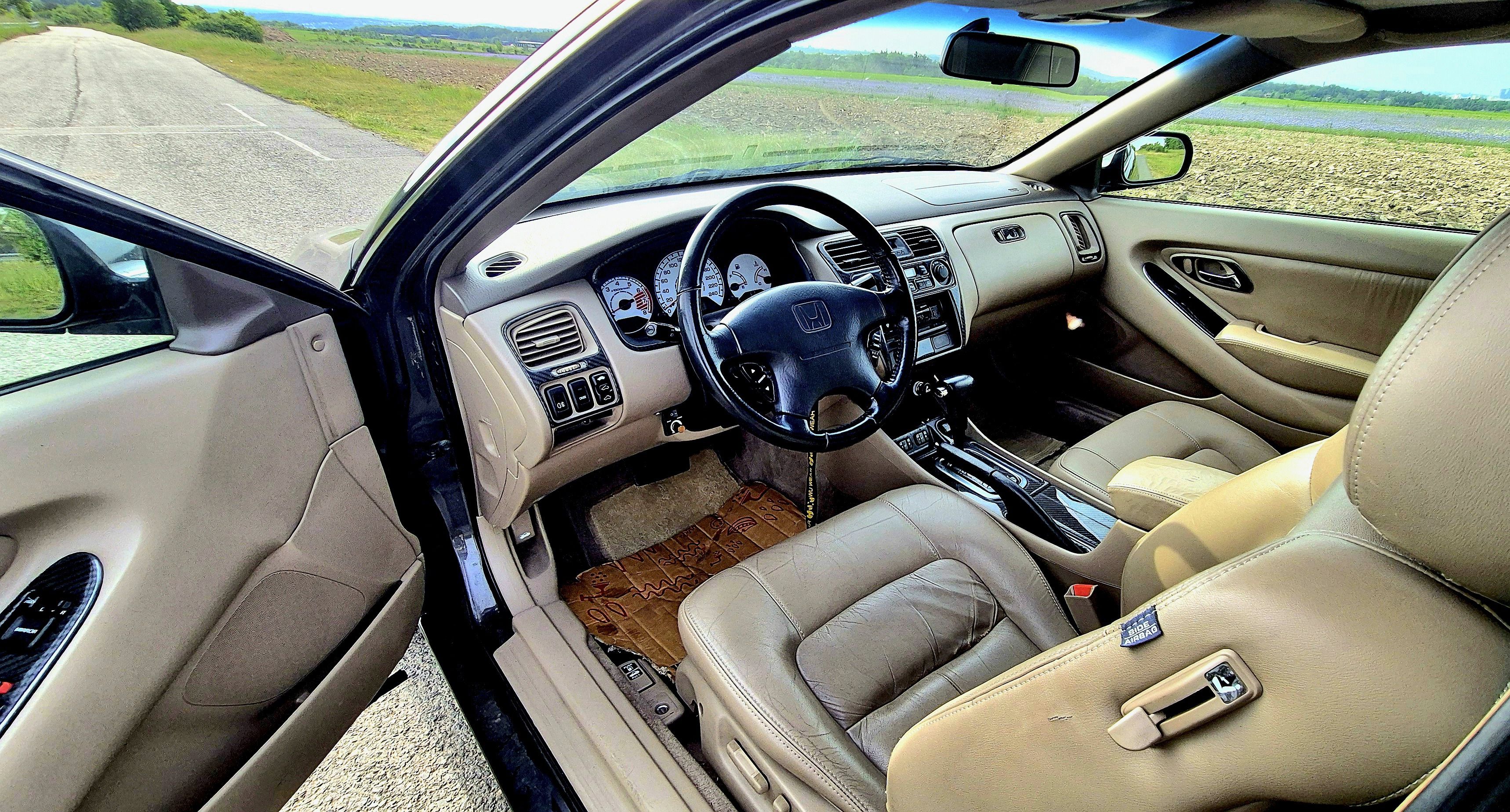 Honda Accord, Coupe verze USA - fotka 4