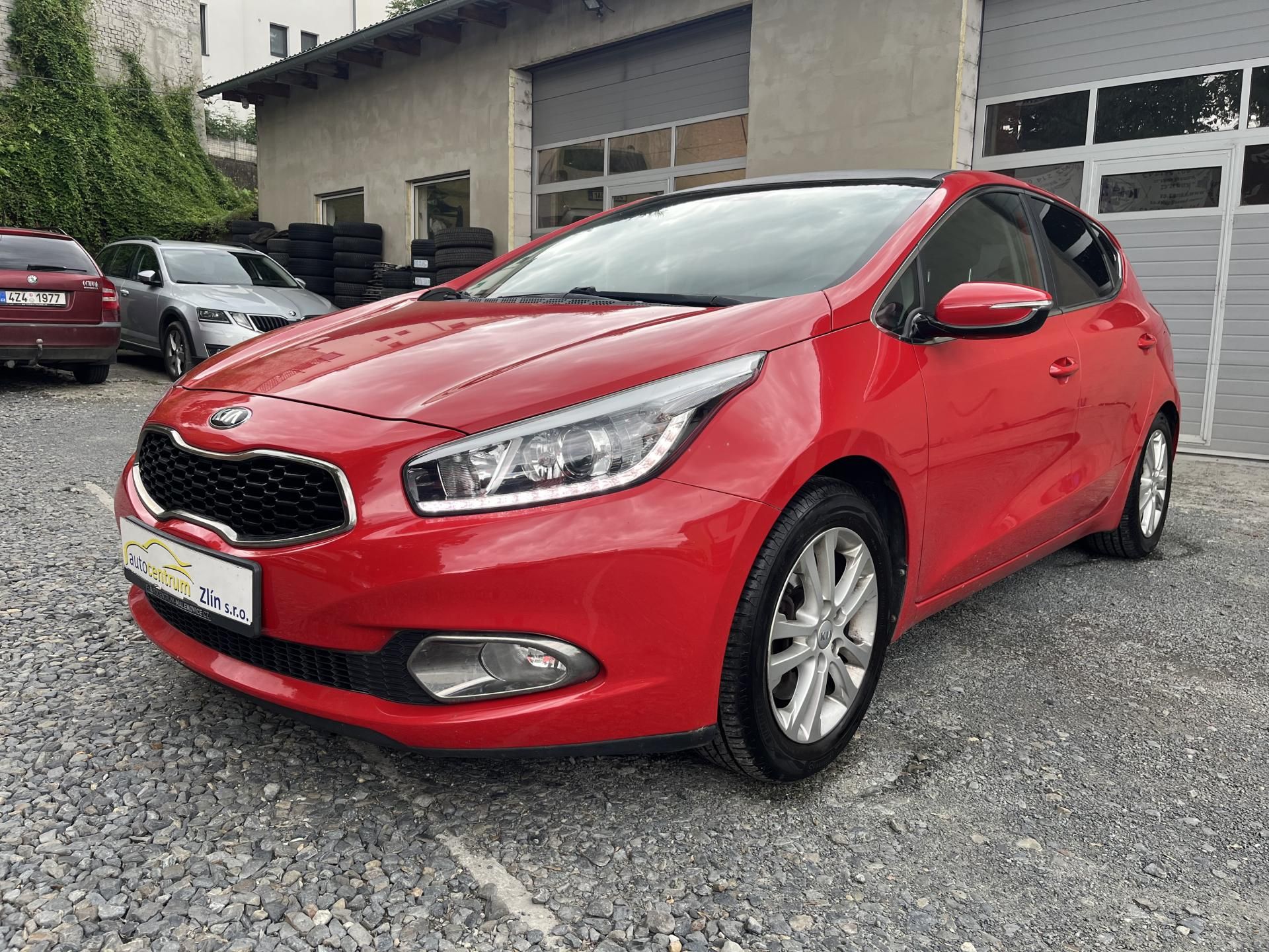 Kia Cee´d, 1,6 GDi 99 Kw ČR!!! - fotka 3
