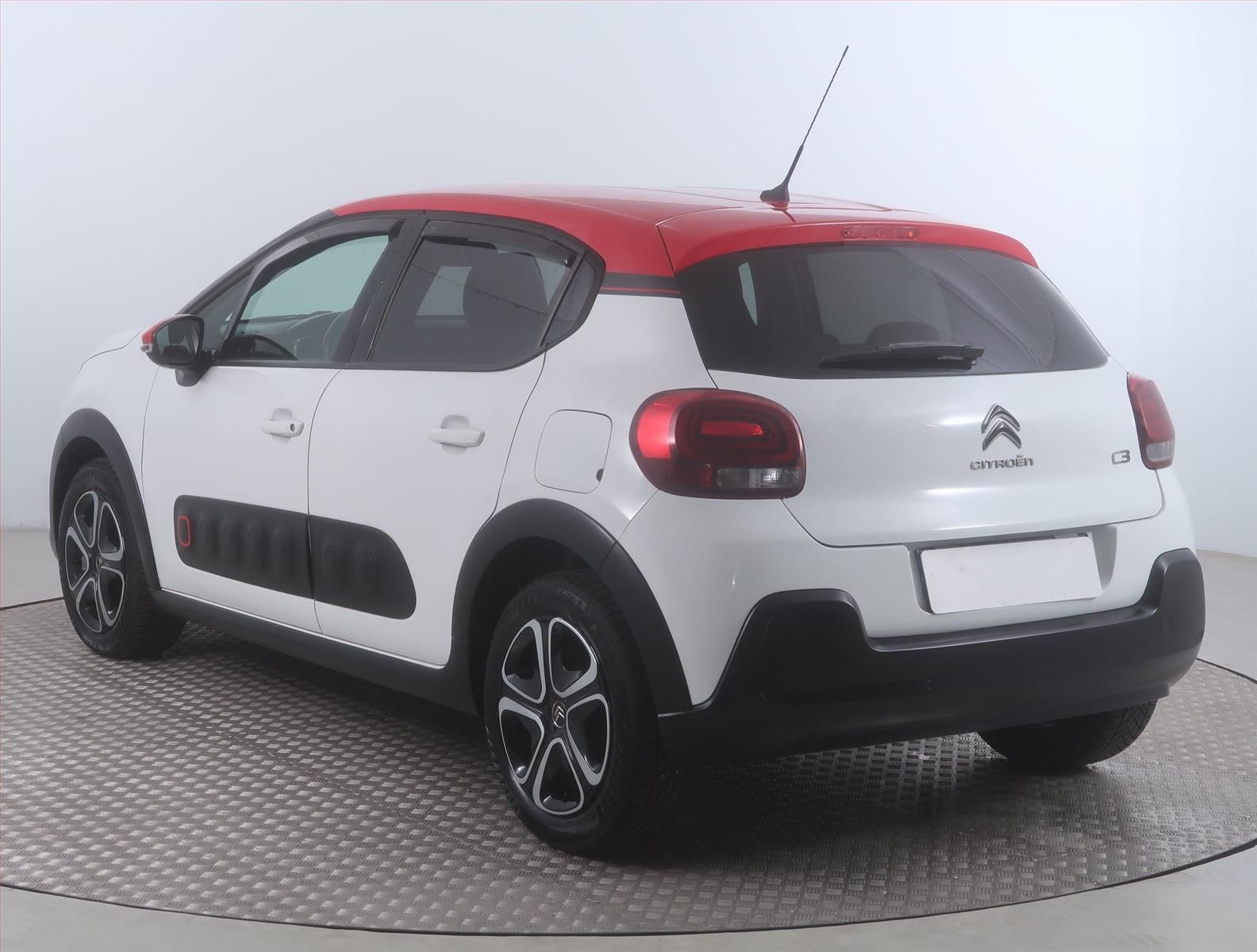 Citroën C3, 1.2 PureTech, Serv.kniha - fotka 4