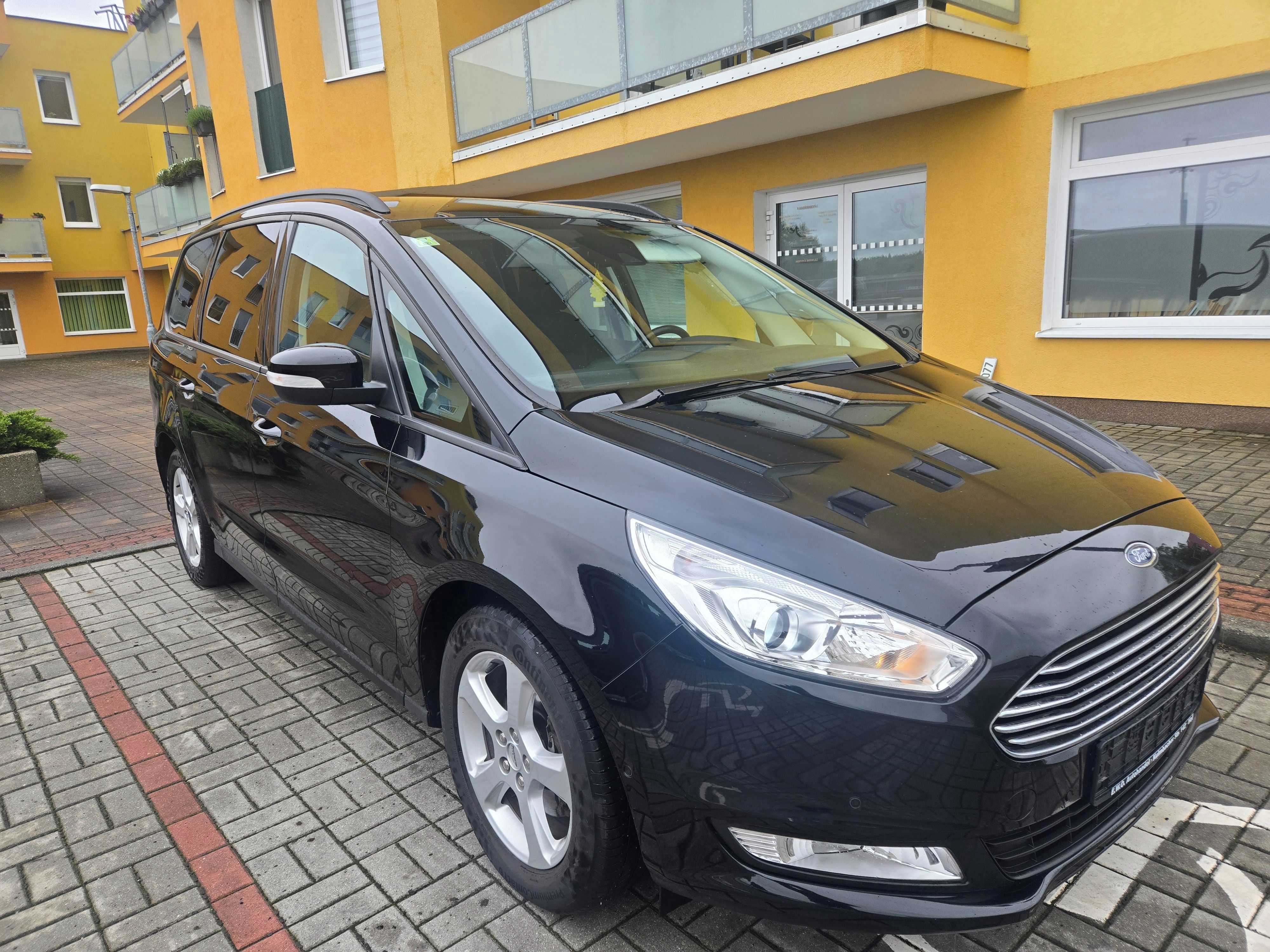 Ford Galaxy, 2,0TDCi 110kW Titanium - fotka 3
