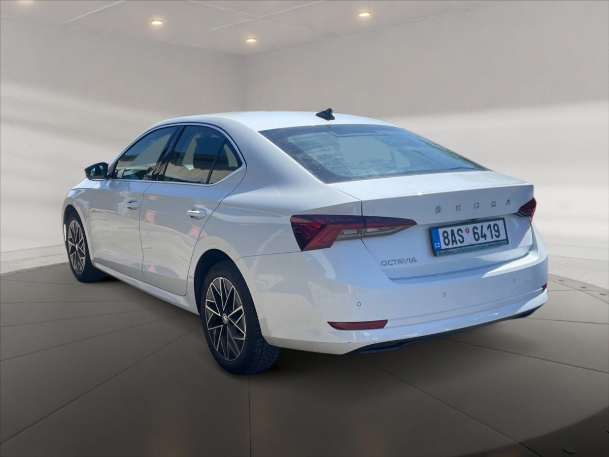 Škoda Octavia, 2,0 TDI 85 Style - fotka 4