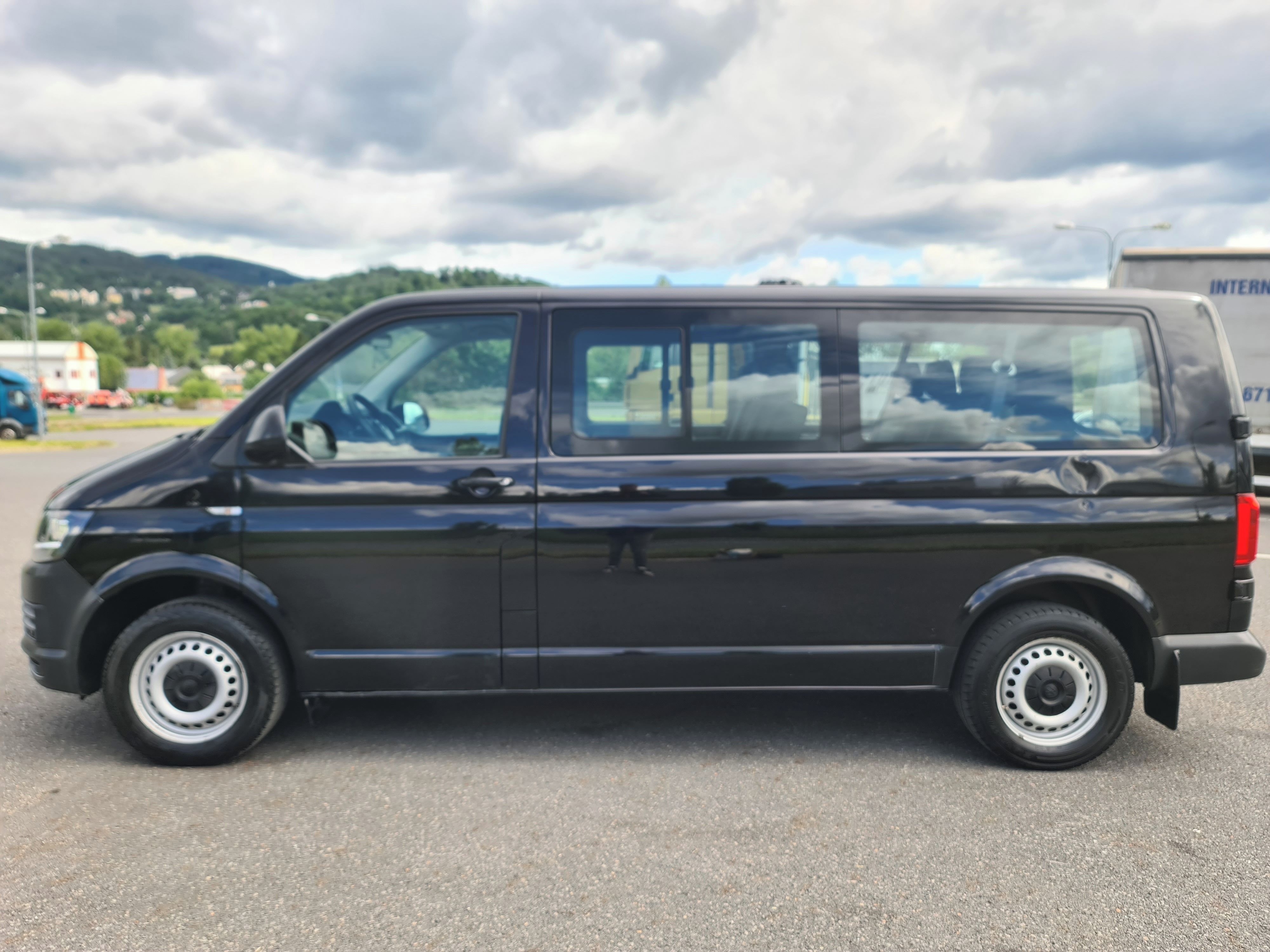 Volkswagen Transporter, T6 2.0 TDi LONG 110-KW KLIMA 8 - fotka 2