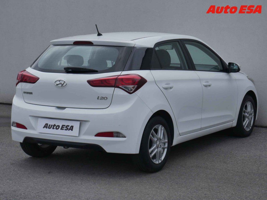 Hyundai i20, 1.3i,ČR - fotka 4