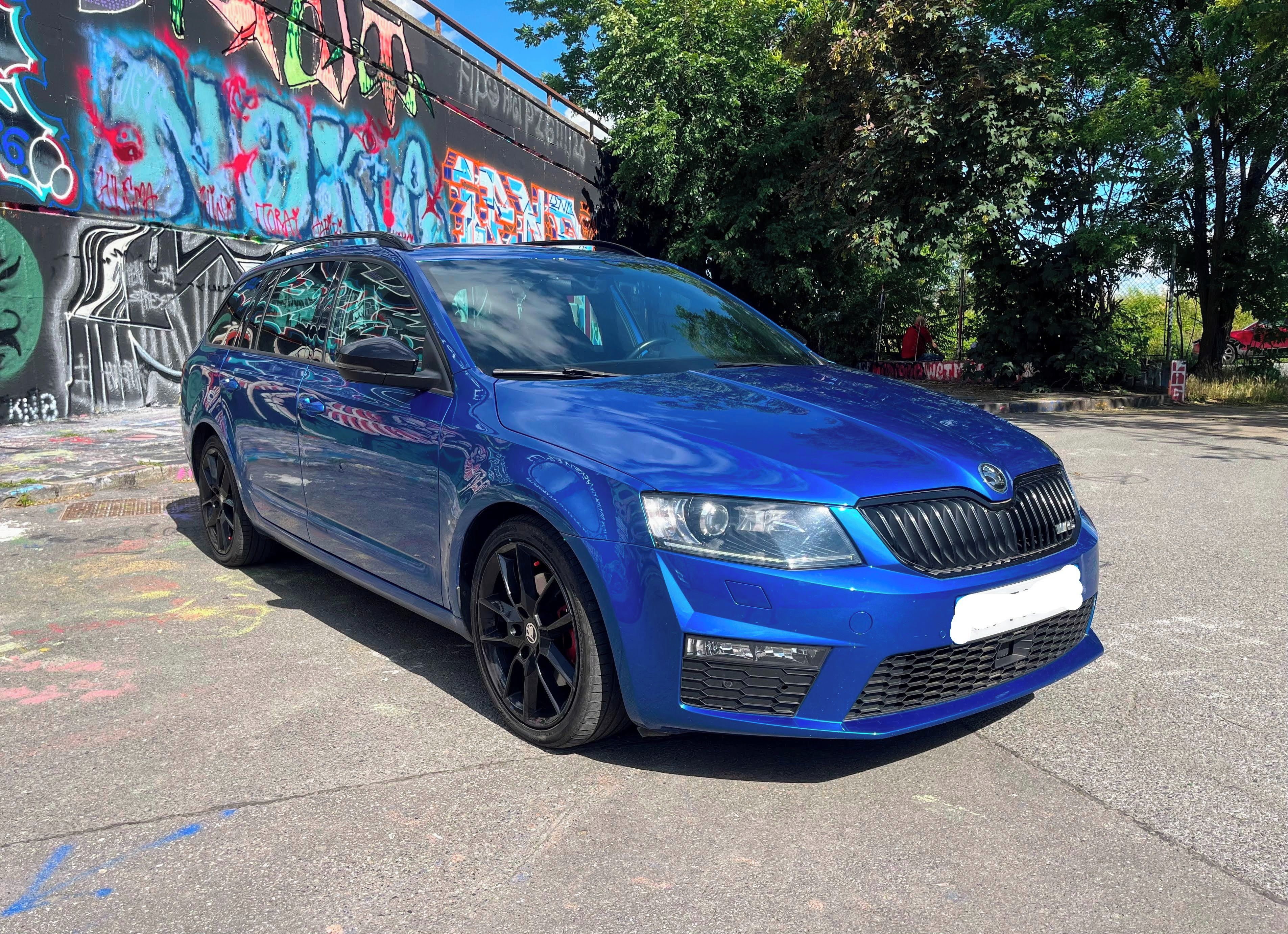 Škoda Octavia, RS 2.0TDi DSG 4x4 - PANORAMA - fotka 3