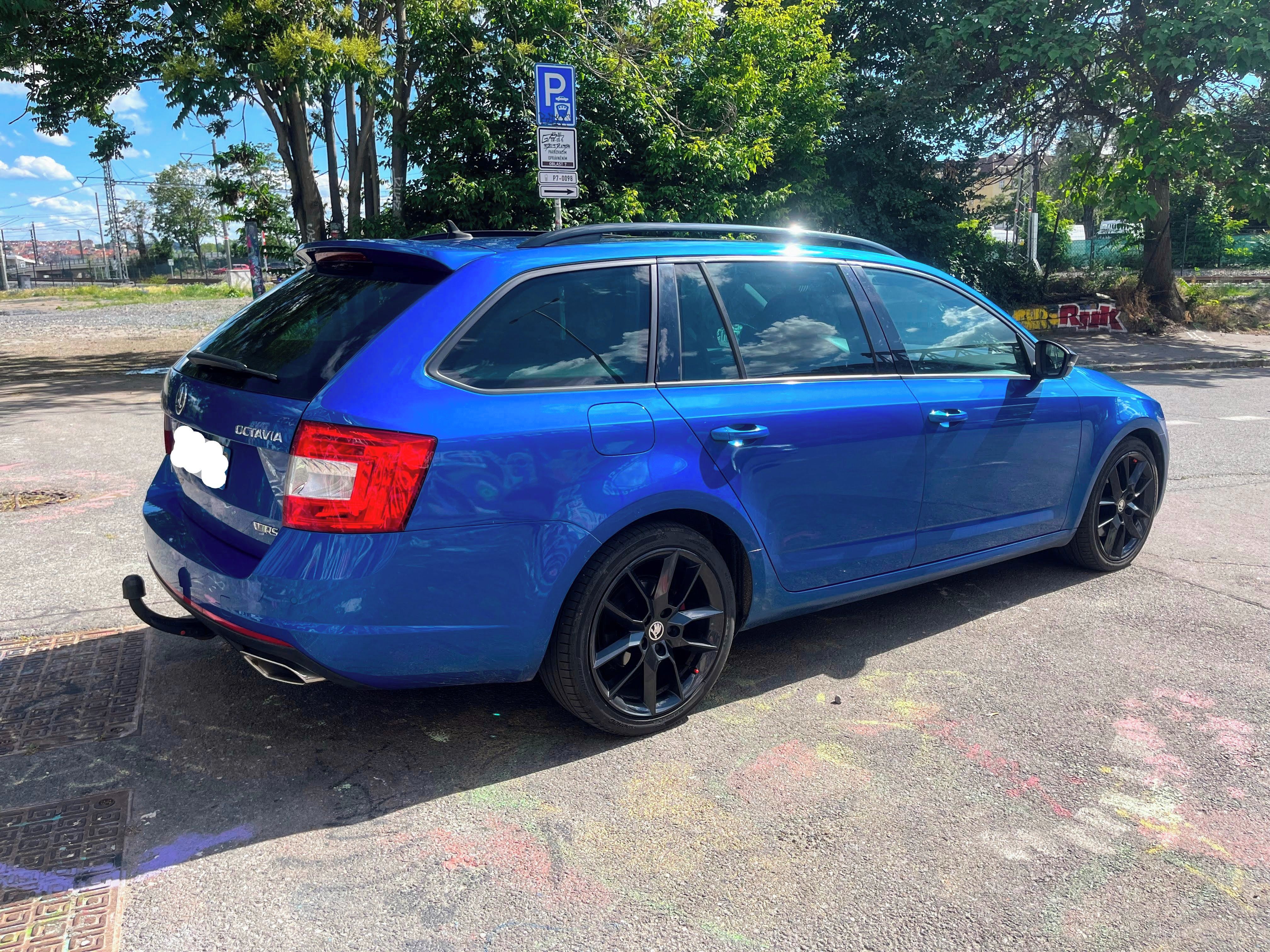 Škoda Octavia, RS 2.0TDi DSG 4x4 - PANORAMA - fotka 5