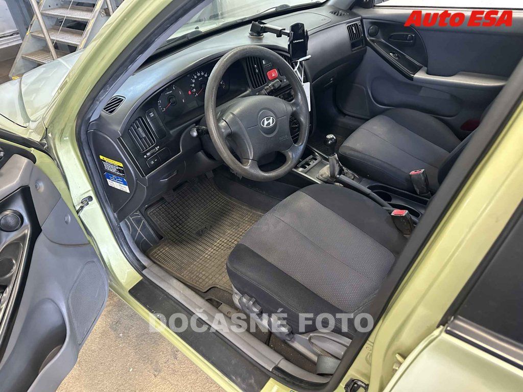 Hyundai Elantra, 2.0 CRDi,ČR - fotka 3