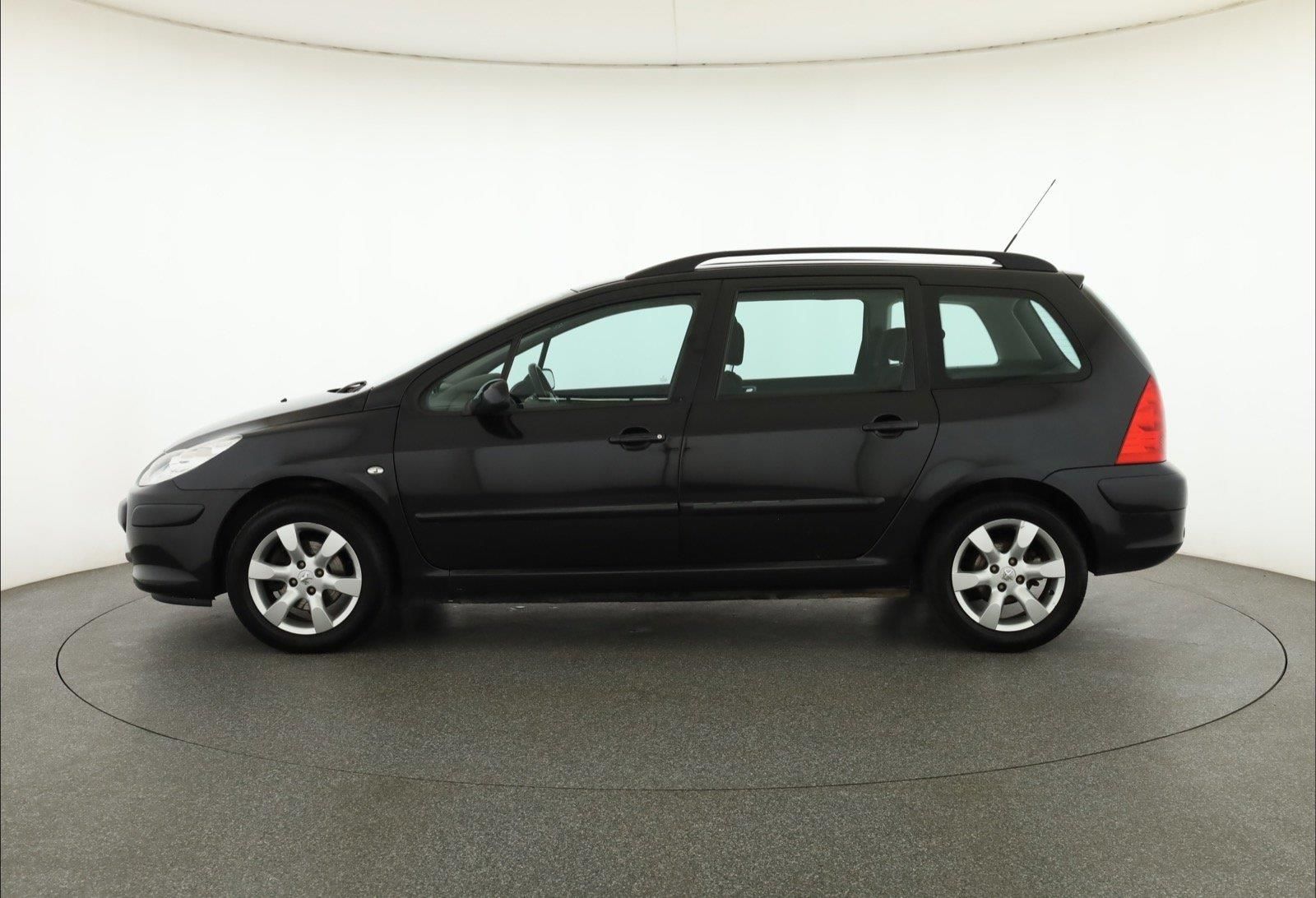 Peugeot 307, 1.6 16V, Automatická klima - fotka 3