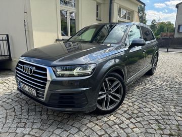 AUDI Q7 3.0 TDI 272k TOP stav!