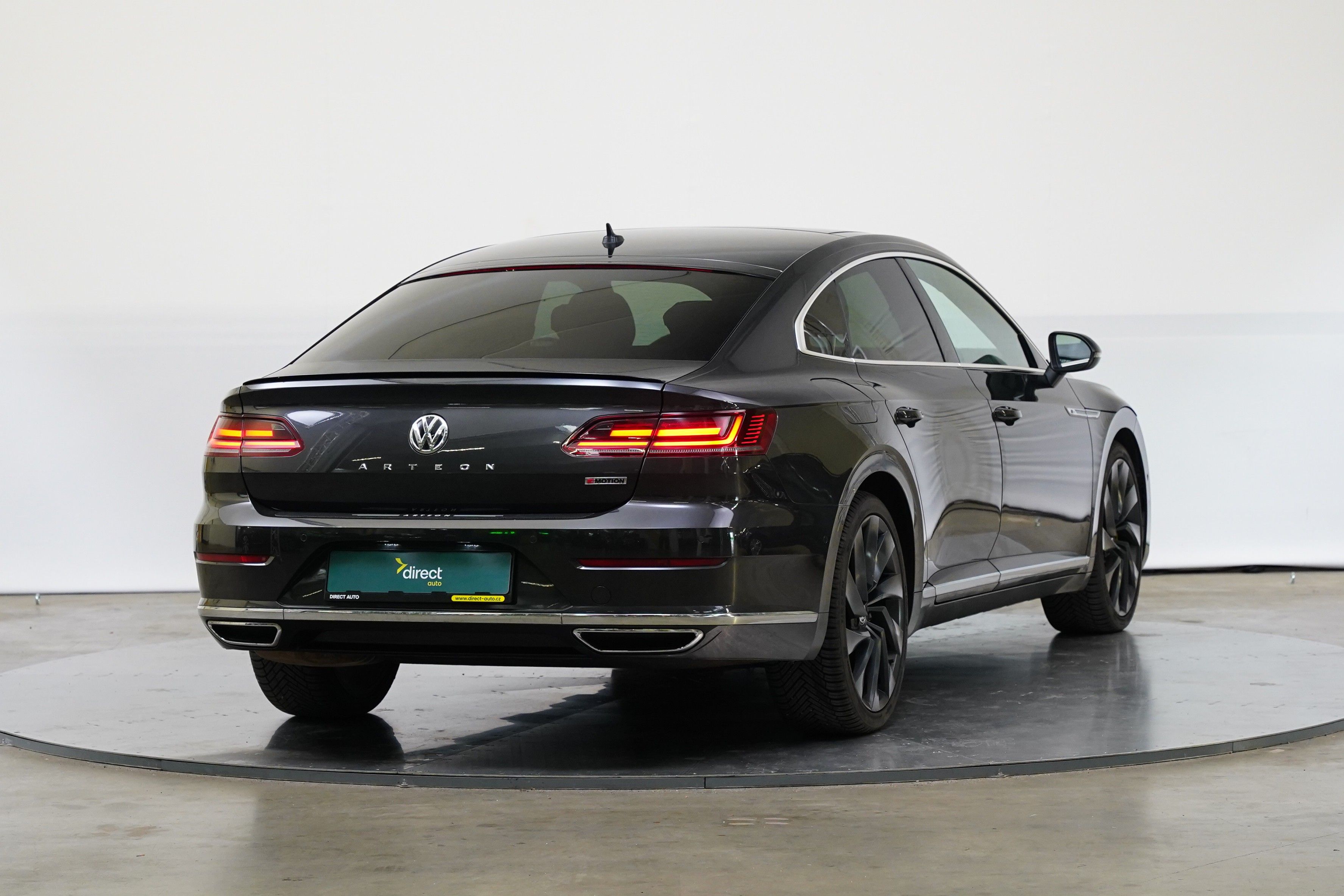 Volkswagen Arteon, 2.0 TDI 176 kW 4x4 R-Line - fotka 3