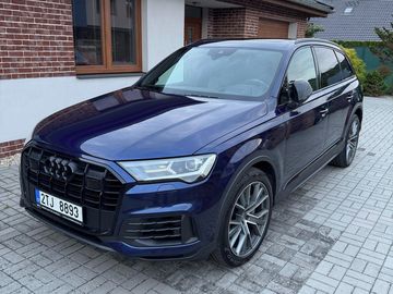 Audi Q7 S line 55 TFSI (250 kw