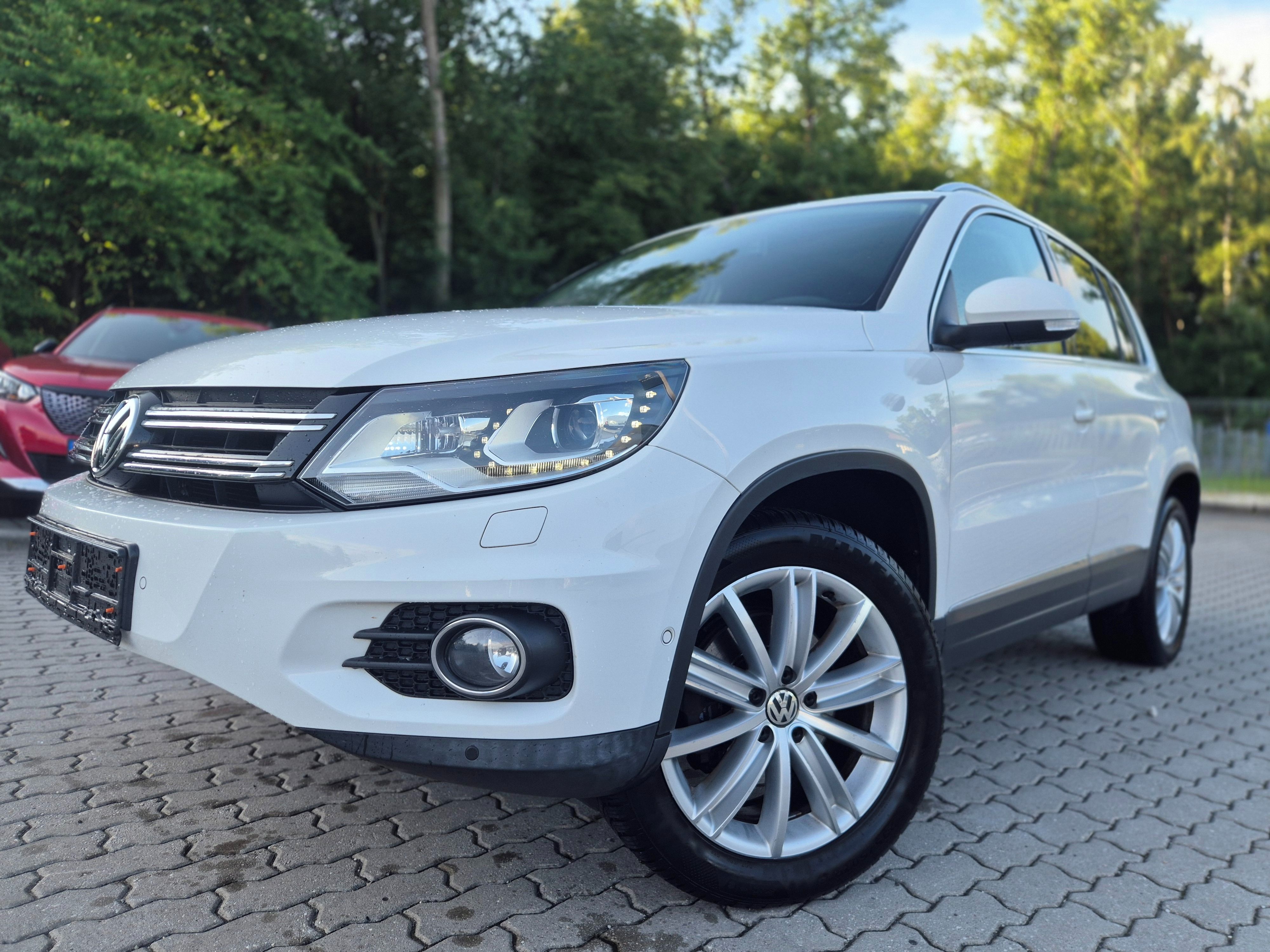 Volkswagen Tiguan, 1 maj.plný servis ZÁRUKA 1 ROK