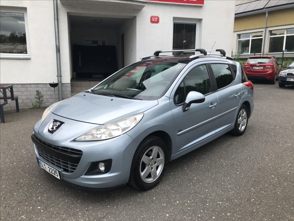 Peugeot 207, 1,4 i SW Sportium - fotka 3