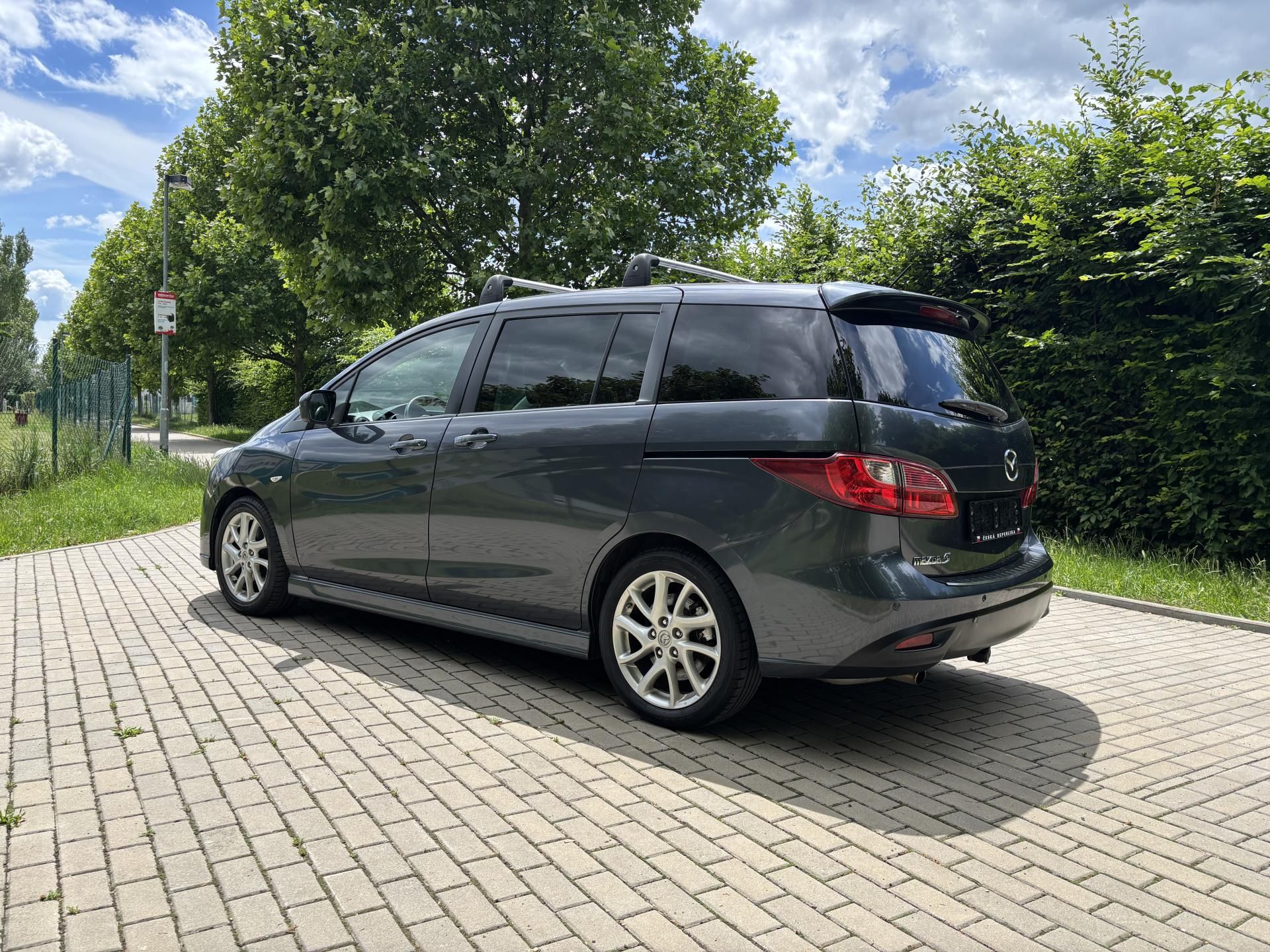 Mazda 5, 2.0 Sports-Line 7 míst - fotka 6