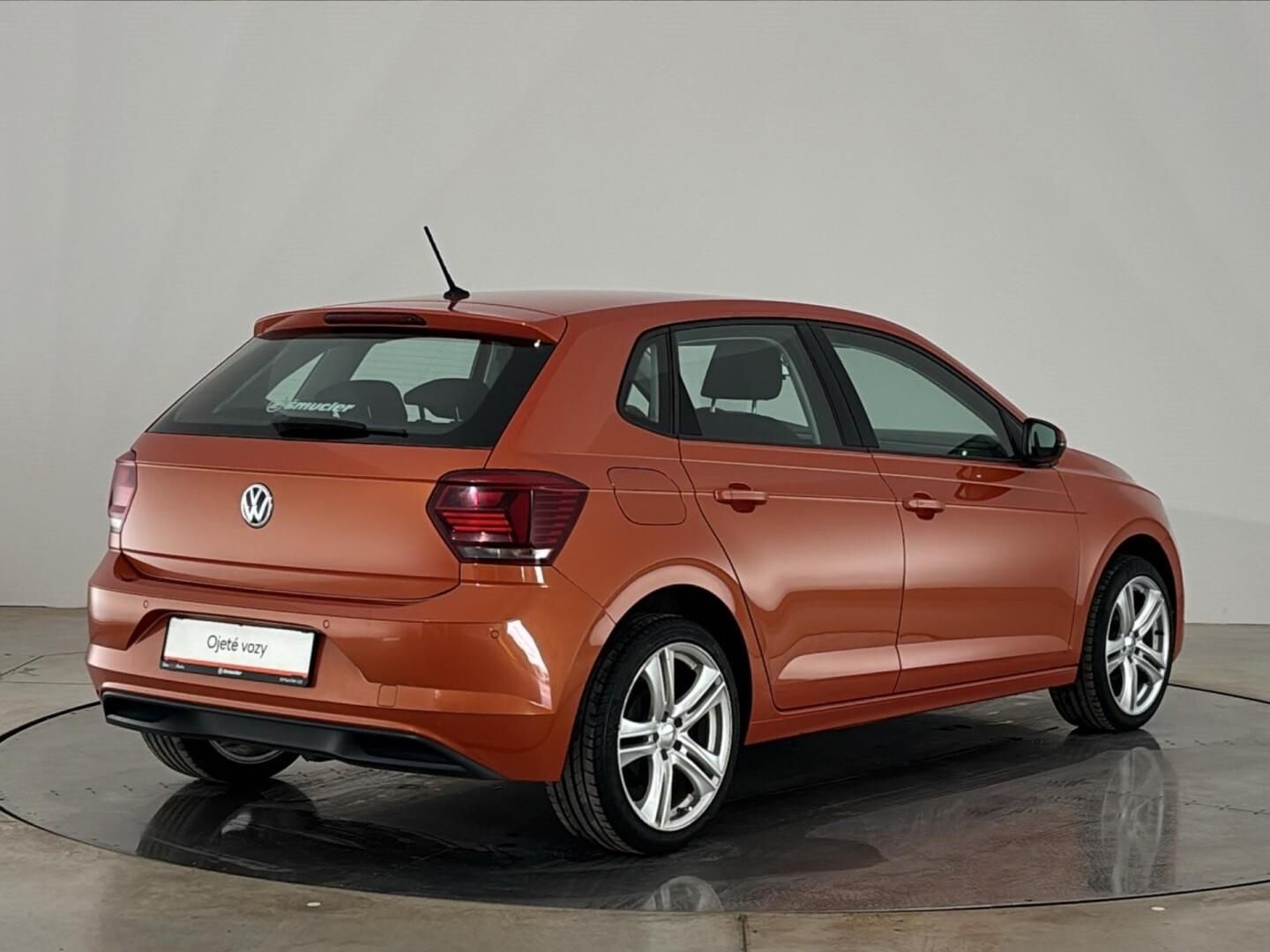 Volkswagen Polo, 1.0 TSI / 84 kW Highline - fotka 2