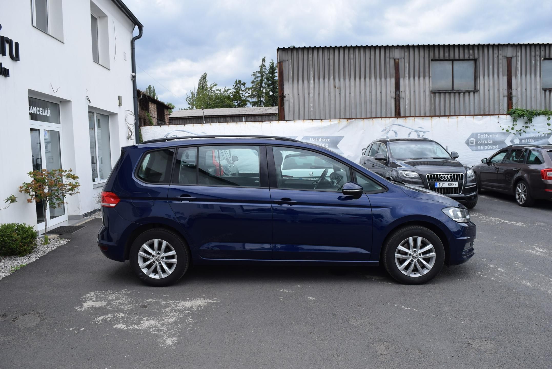 Volkswagen Touran, 1.4TSI 110kw CLBMT 7MÍST NAVI - fotka 6