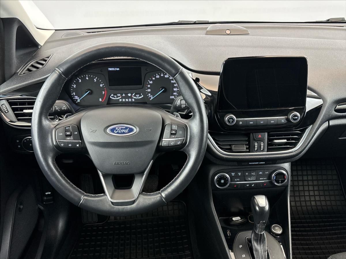 Ford Fiesta, 1,0 Ecoboost  Titanium 6AT - fotka 5