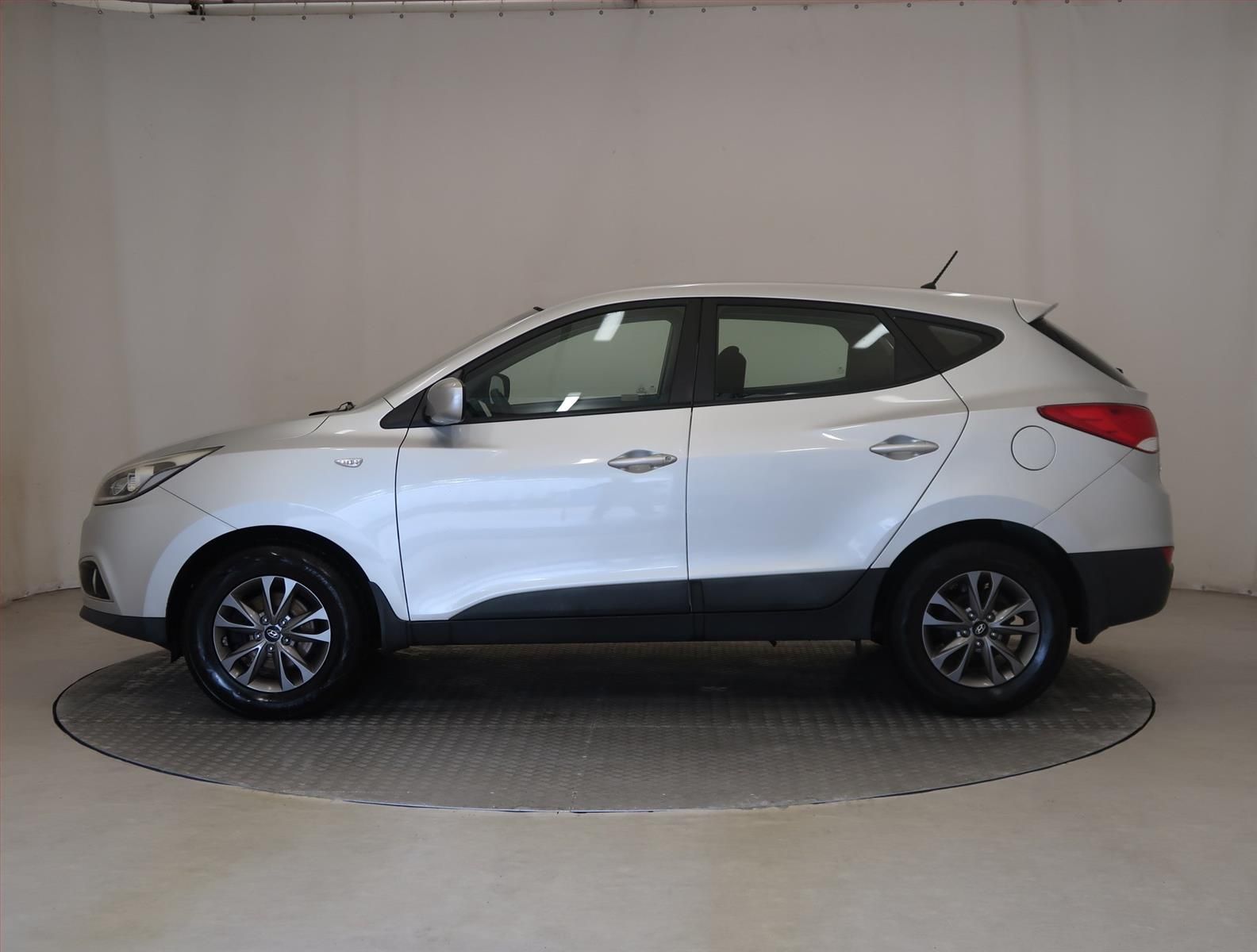 Hyundai ix35, 1.6 GDI, Tempomat - fotka 3