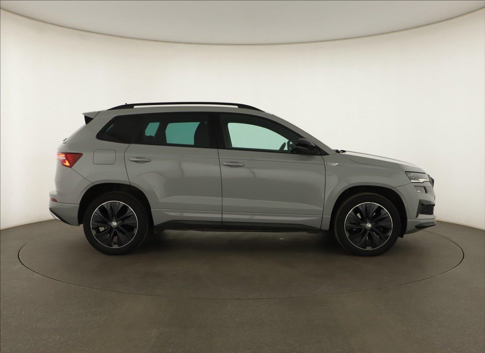 Škoda Karoq, 2.0 TDI, Sportline, Automat - fotka 6