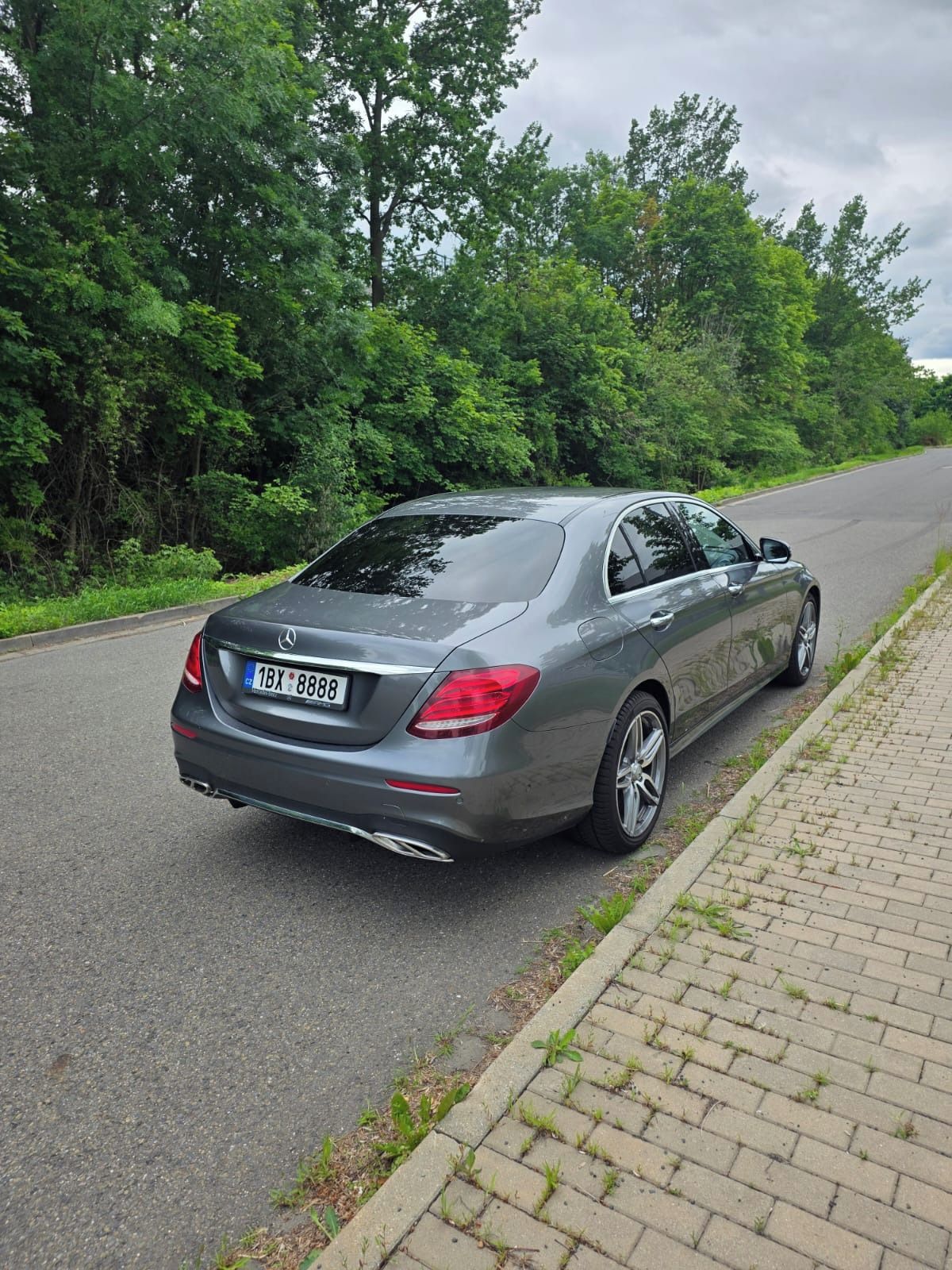 Mercedes-Benz Třídy E, 220D 4Matic, AMG,HUD, servis - fotka 6