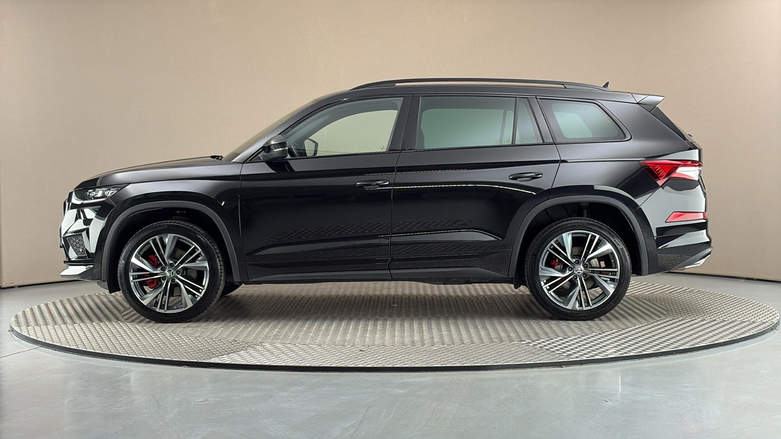 Škoda Kodiaq, 2.0 TSI DSG 4x4 RS - fotka 4