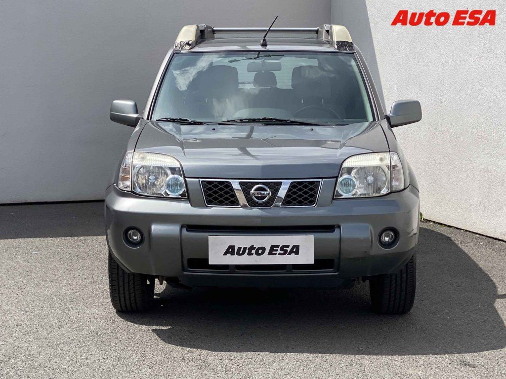 Nissan X-Trail, 2.2 D - fotka 2