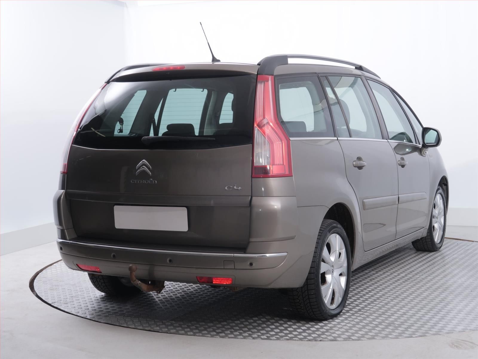Citroën Grand C4 Picasso, 1.6 HDi, 7 míst, po STK, Tažné - fotka 5