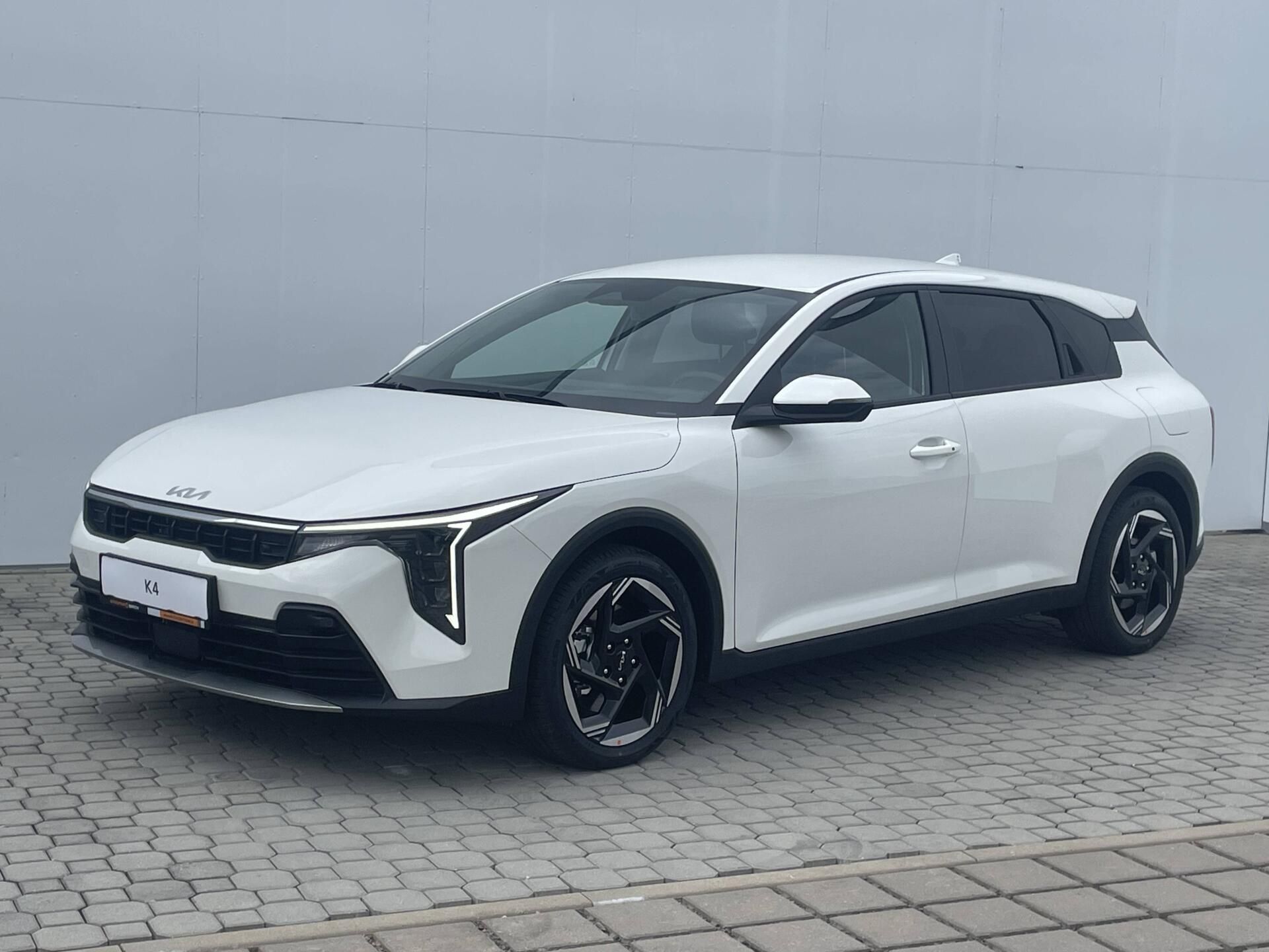 Kia K4, EXCLUSIVE 1,0 T-GDi