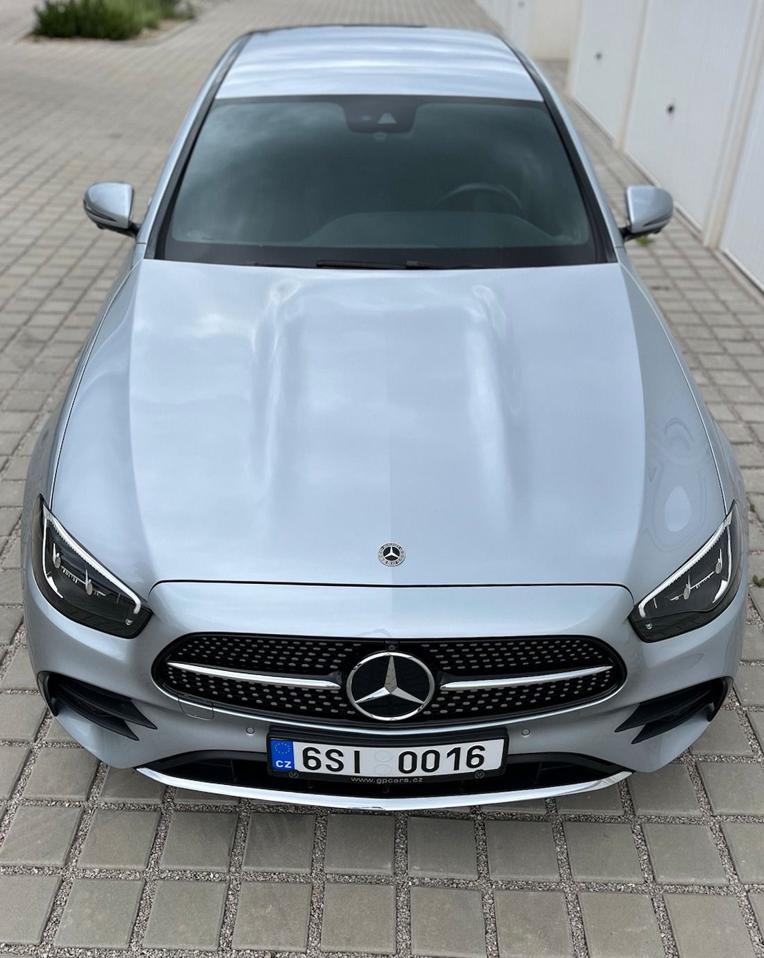 Mercedes-Benz Třídy E, Mercedes E300e 4M AMG 360° - fotka 4