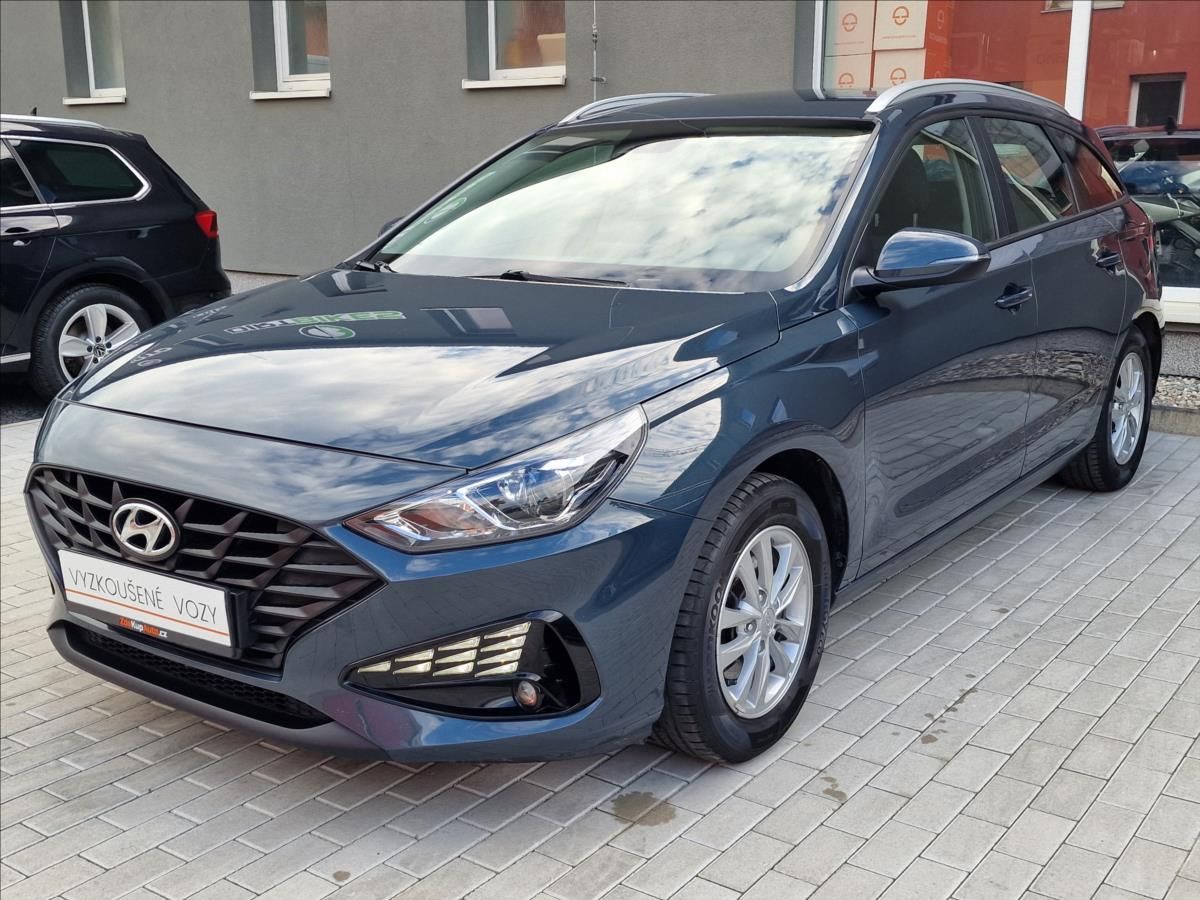 Hyundai i30, 1.5 Cvvt Comfort,ČR,1.Majitel - fotka 5