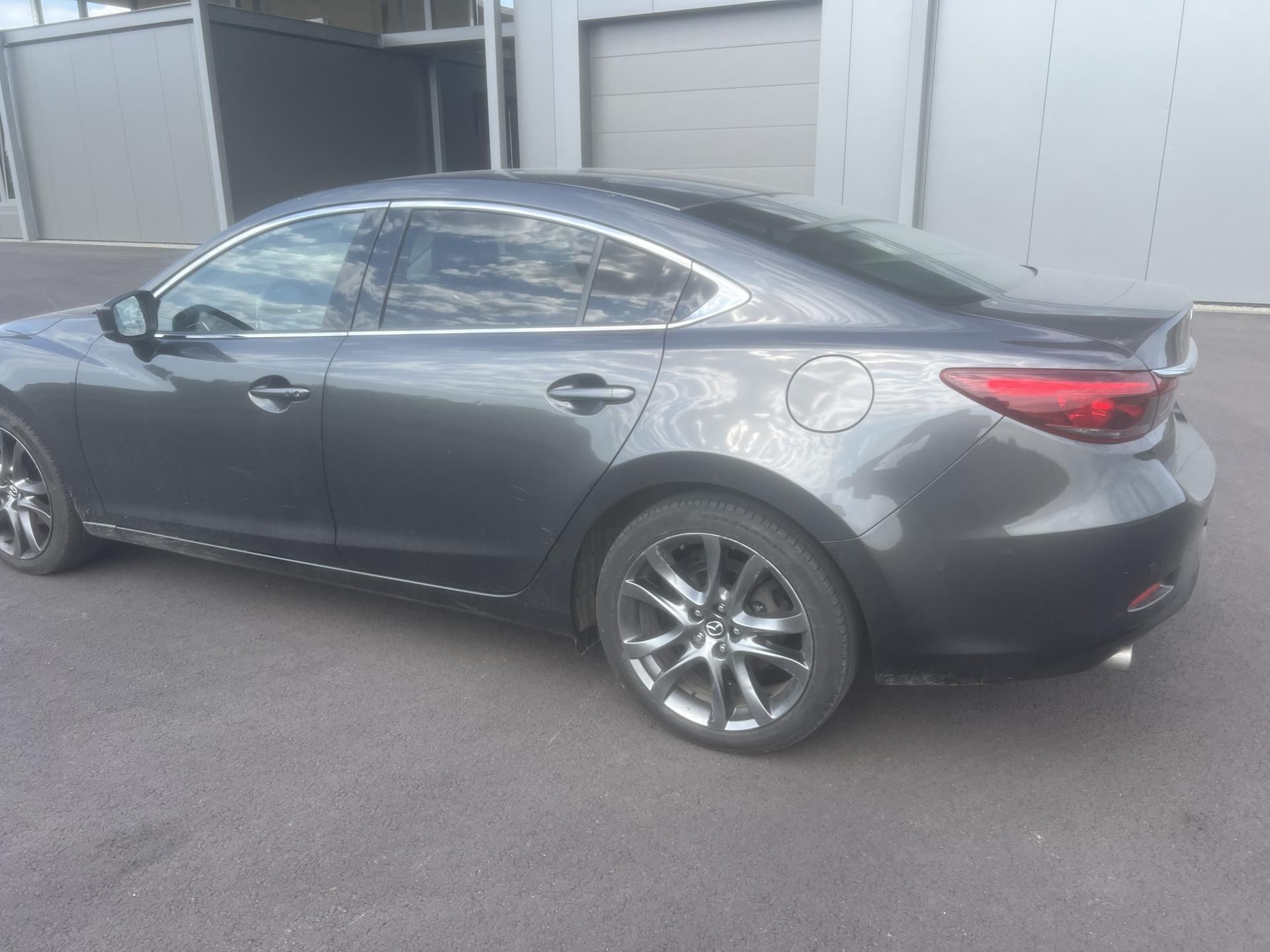 Mazda 6, 2.5 i 141 KW - fotka 3