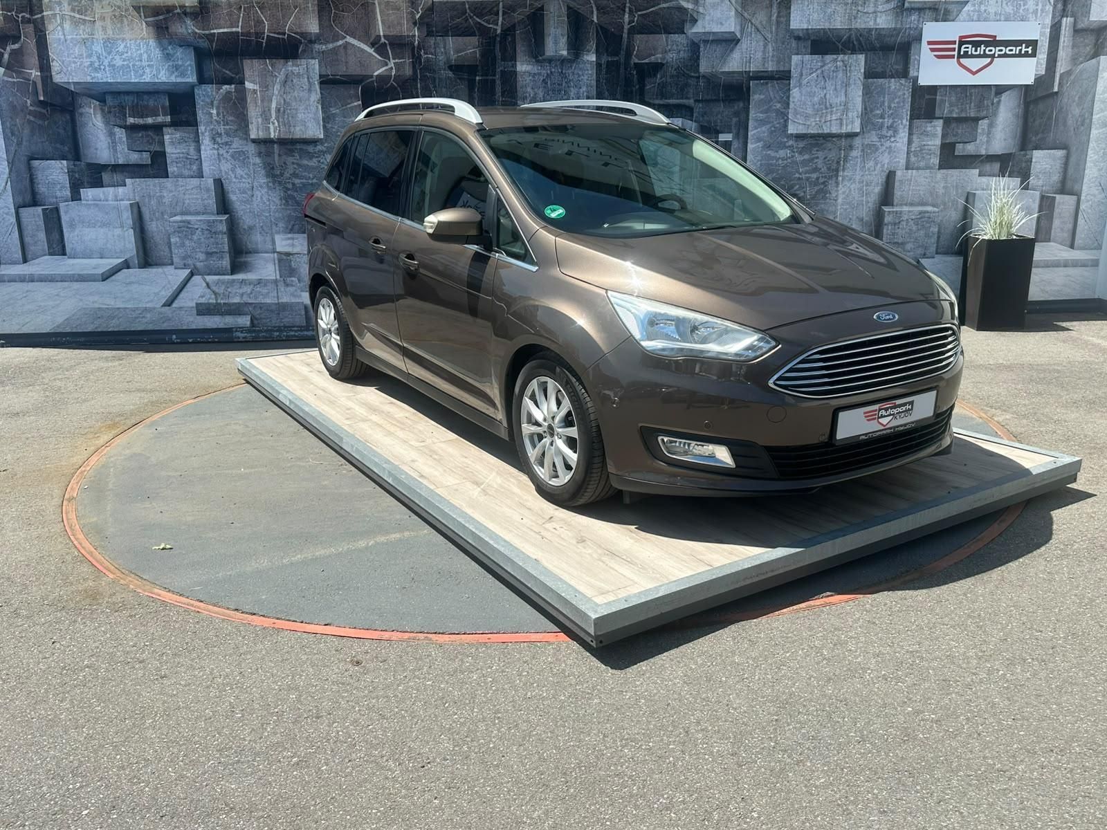 Ford Grand C-MAX, 2.0TDCi, 110KW, TITANIUM