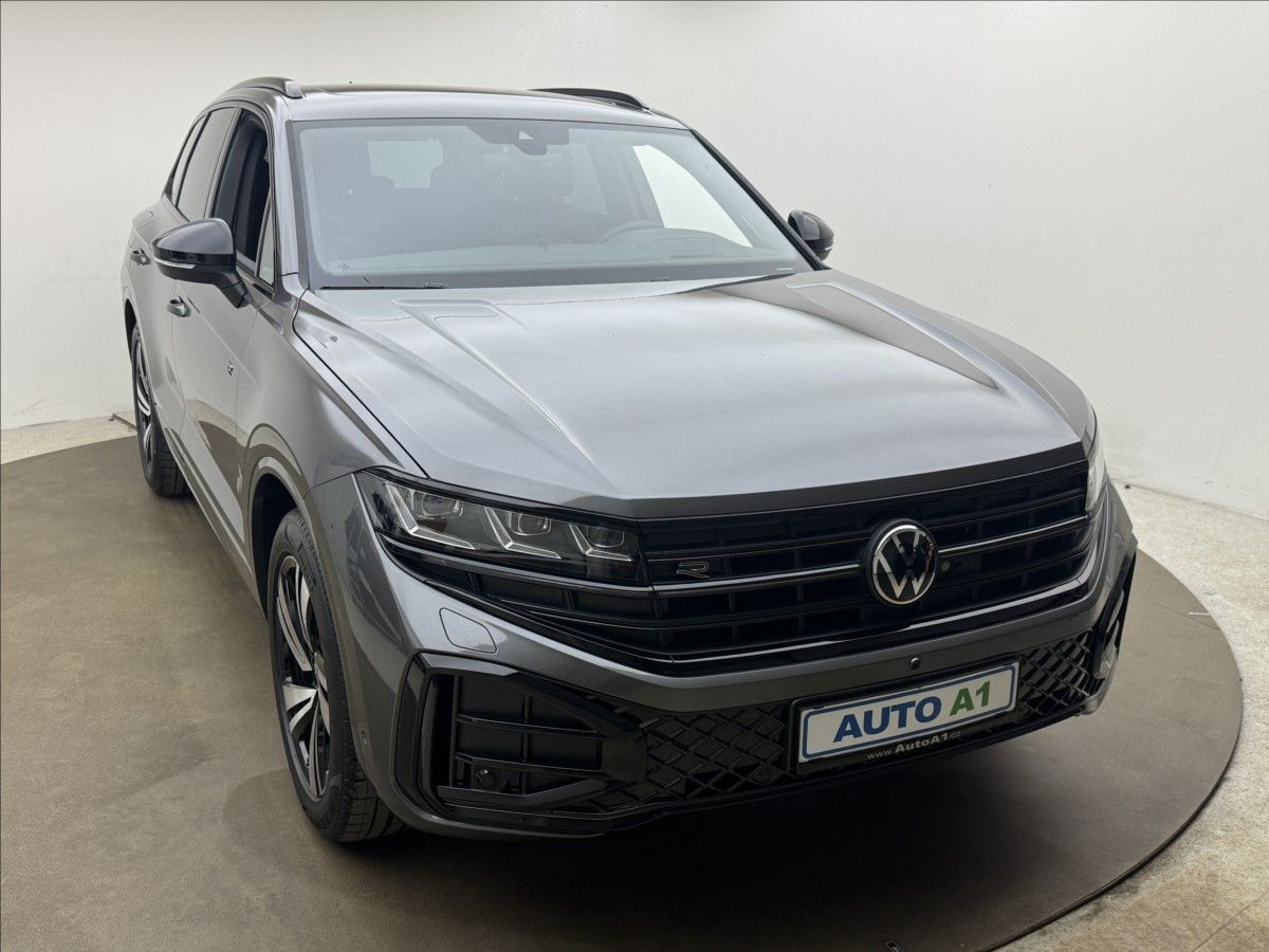 Volkswagen Touareg, 3,0 HUD MASÁŽ NZTOP ČR ZÁRUKA - fotka 3