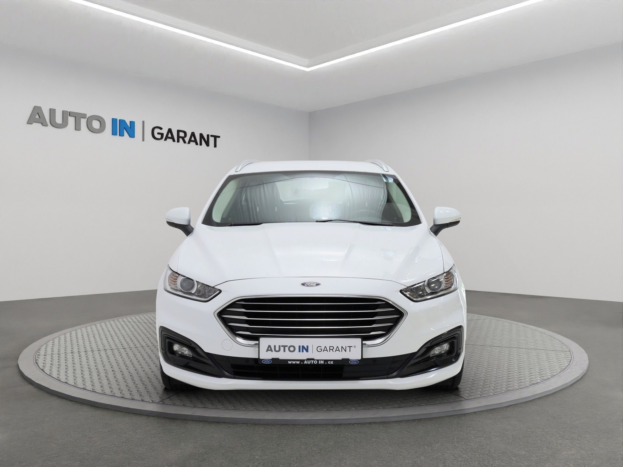 Ford Mondeo, 110kW,AT8,navi,winter paket,zá - fotka 2