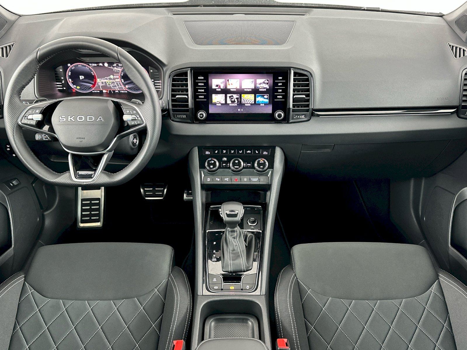 Škoda Karoq, DSG 1.5TSI 110kW SportLine - fotka 5