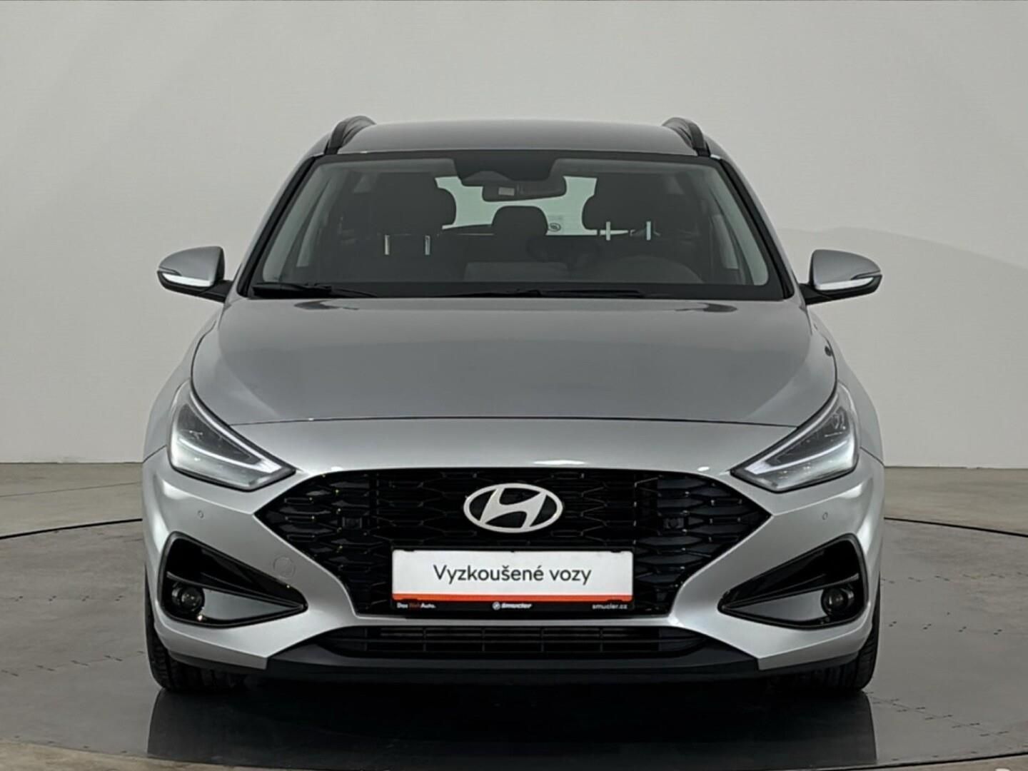 Hyundai i30, 1.5 T-GDI / 103 kW Smart DCT - fotka 4