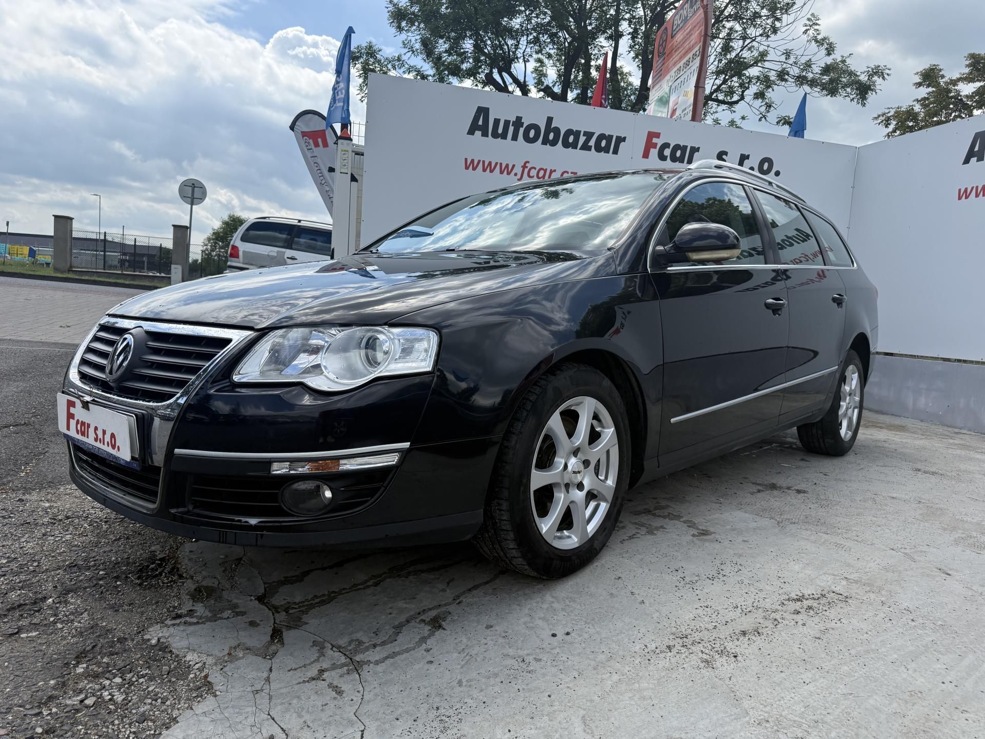 Volkswagen Passat, 2.0 TDI Sportline - fotka 3