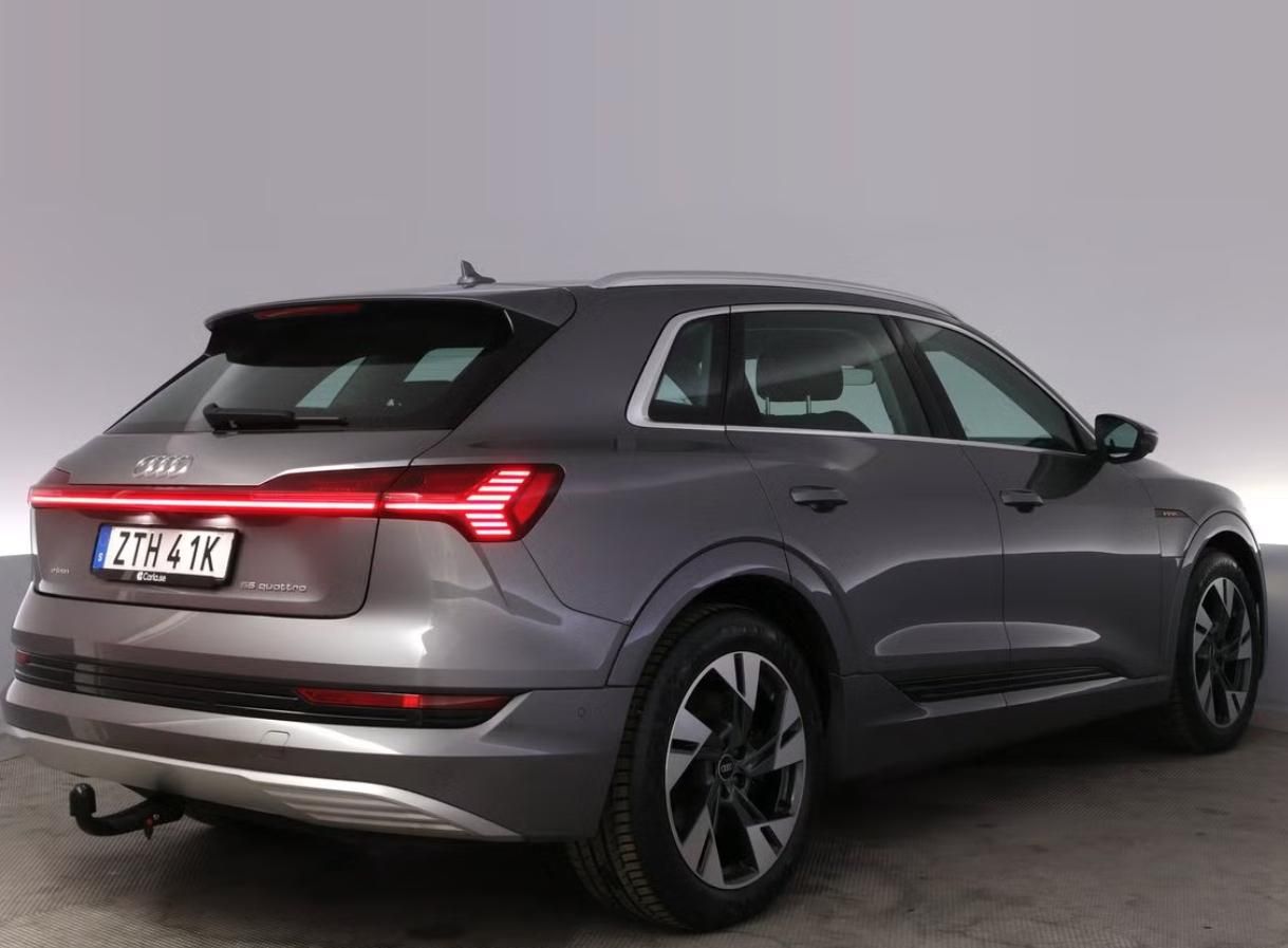 Audi e-tron, 55 Quattro SoH 92% Kamera Taž. - fotka 4