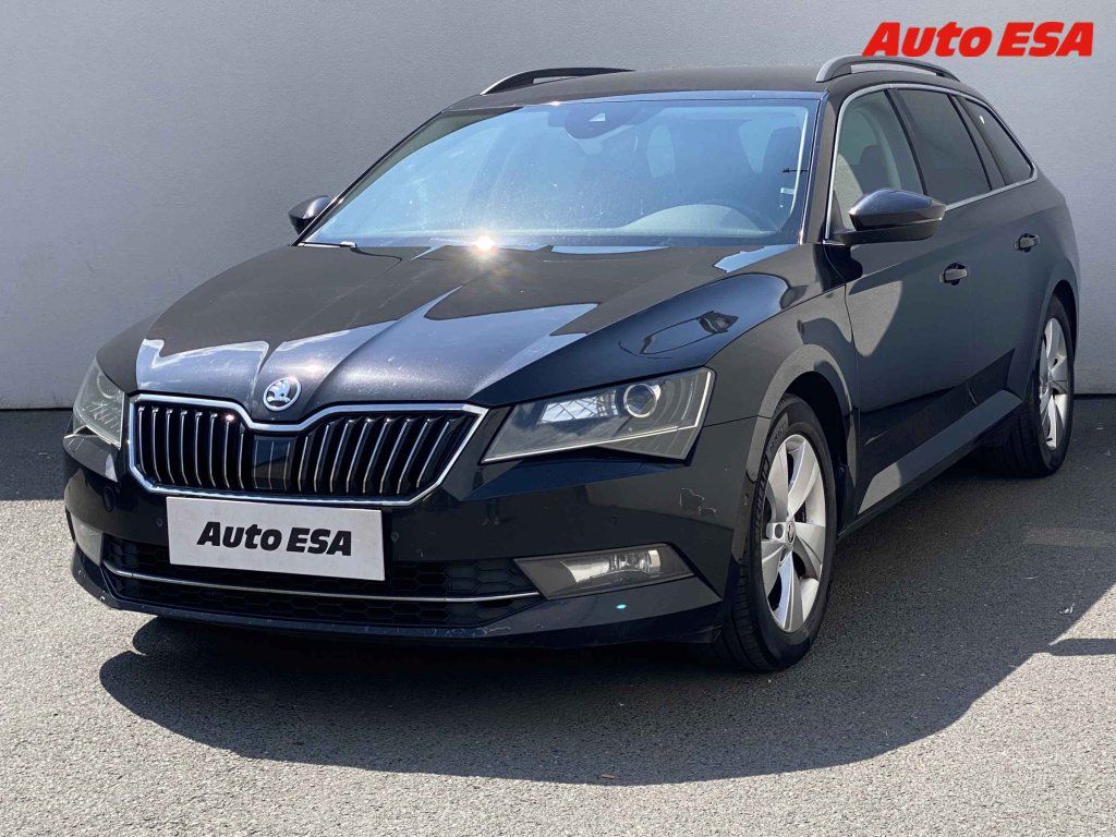 Škoda Superb, 2.0 TDi,bixen,autoAC - fotka 3
