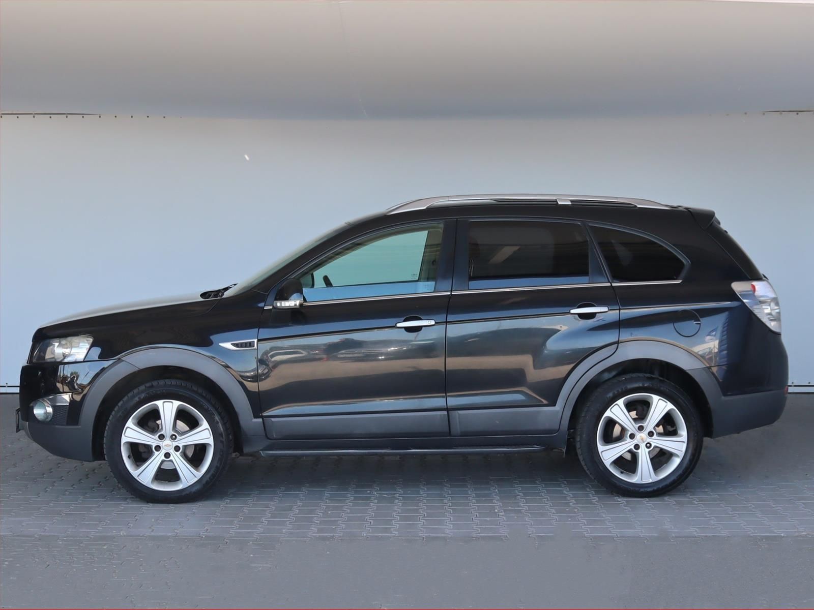 Chevrolet Captiva, 2.2 VCDI, 4X4, 7 míst - fotka 3