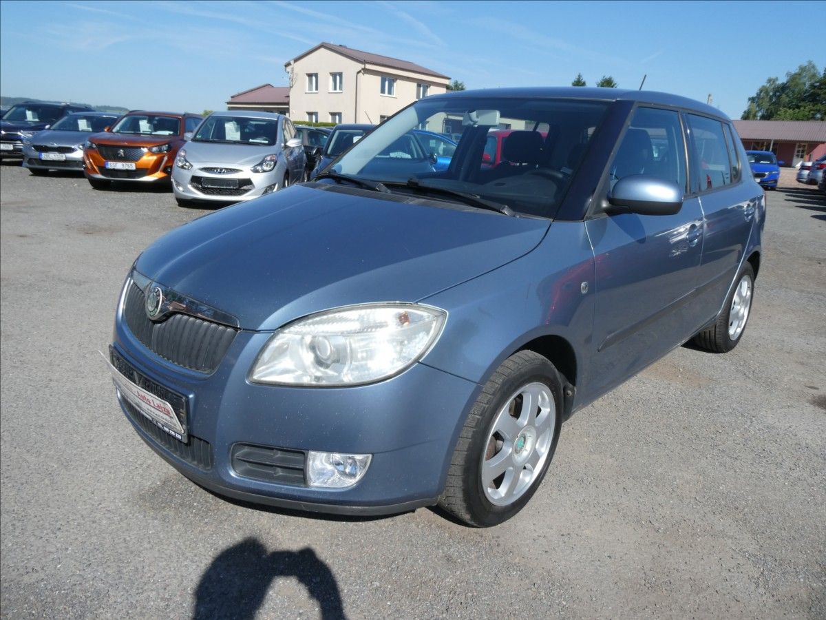 Škoda Fabia, 1,6 Sport 77kW auto klima,závě
