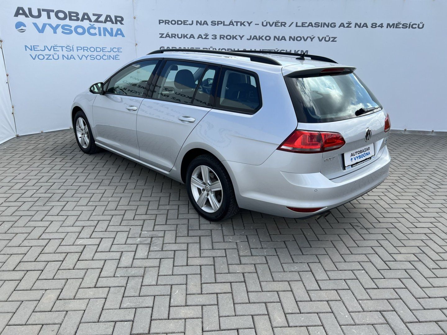 Volkswagen Golf, 2.0TDi 110kW! Xenony - fotka 6