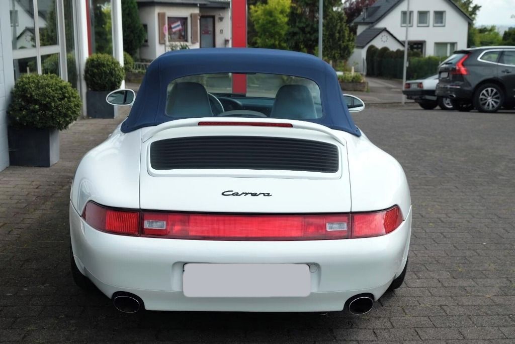 Porsche 911, 993 Carrera Cabrio - fotka 5