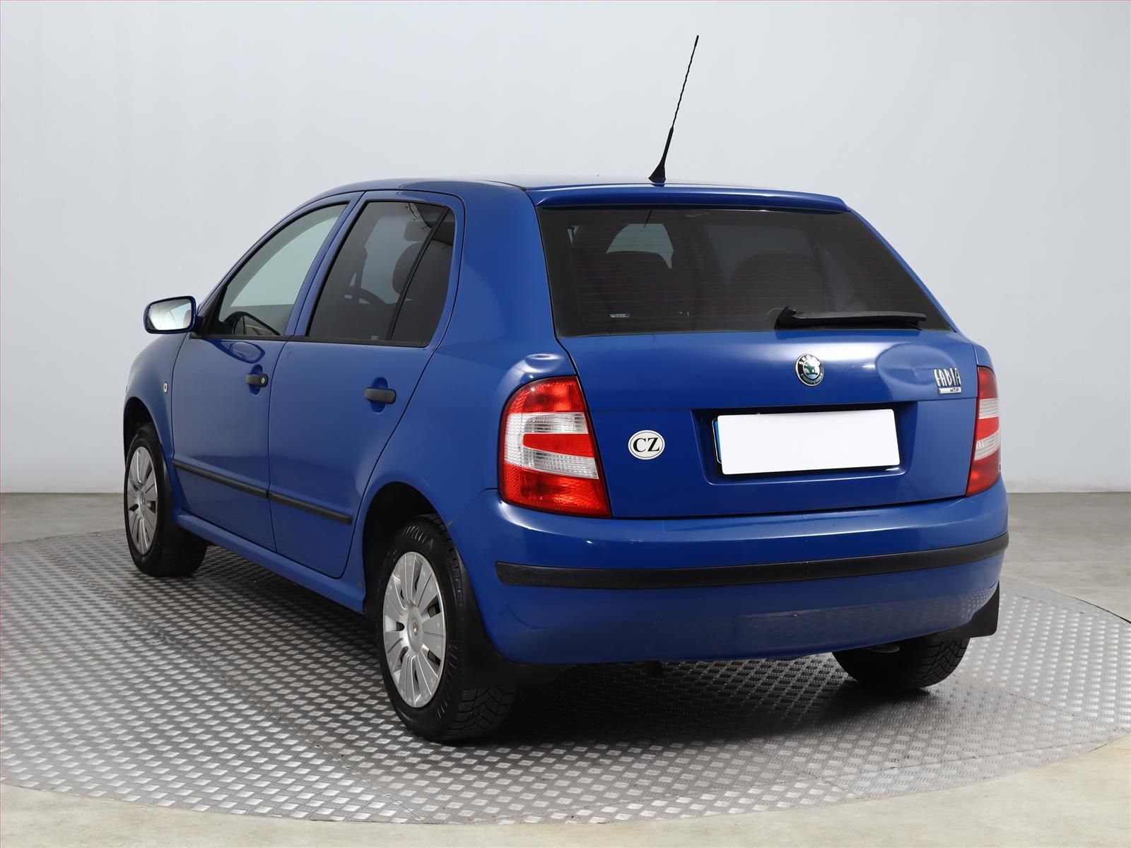 Škoda Fabia, 1.2, Klima, oblíbený vůz - fotka 4
