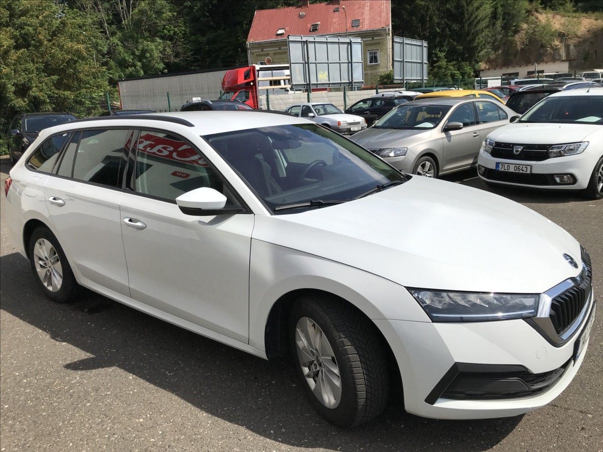 Škoda Octavia, 2,0 TDi Combi Ambition+ - fotka 4