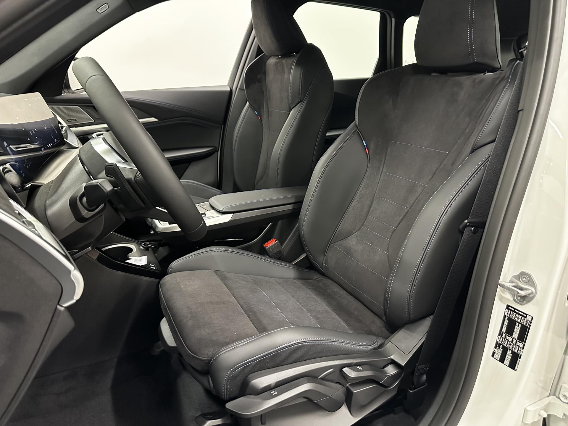 BMW X1, X1 sDrive 18i - fotka 6