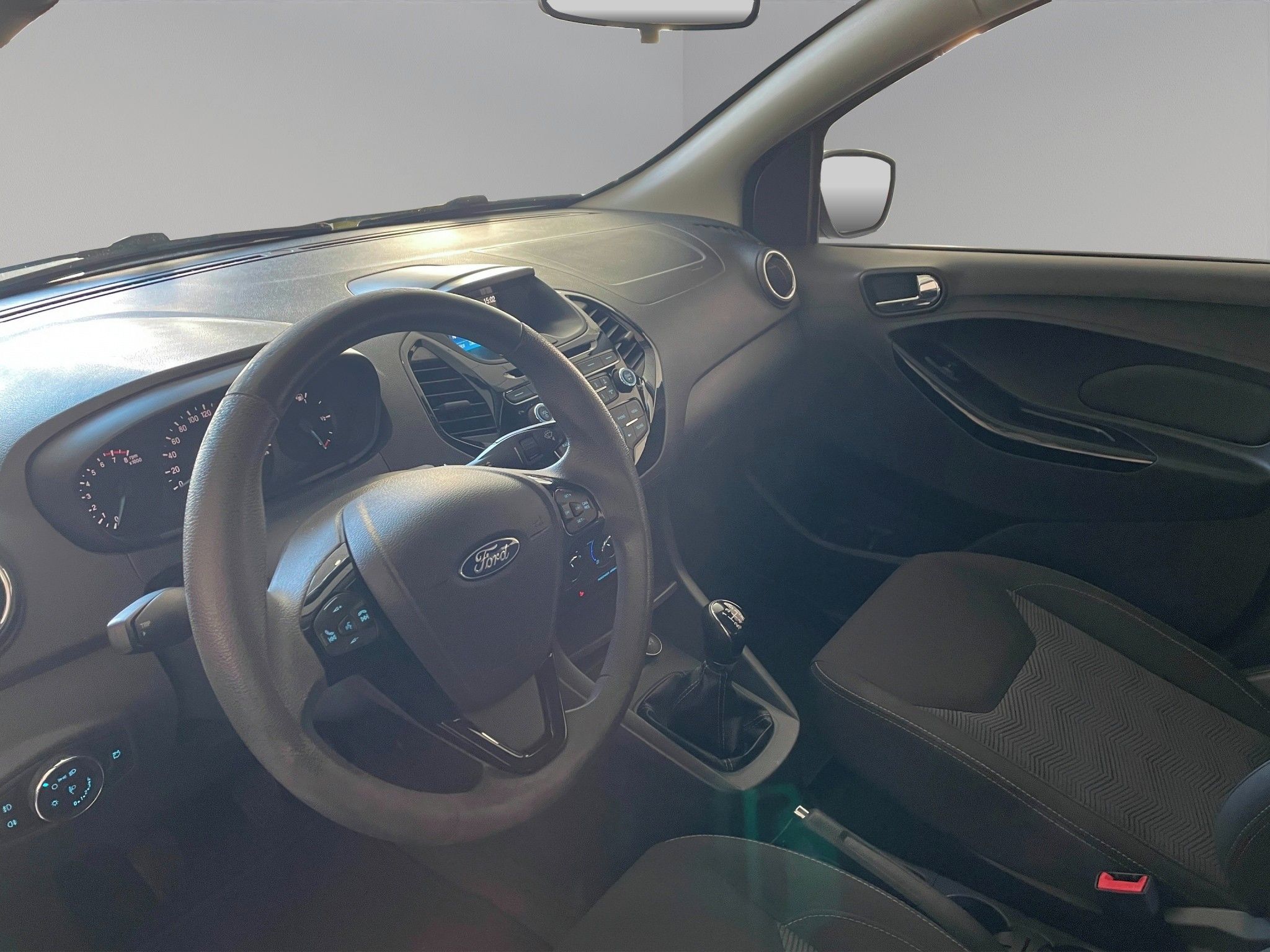 Ford KA+, Ultimate 1.2 Ti-VCT 63kW - fotka 5