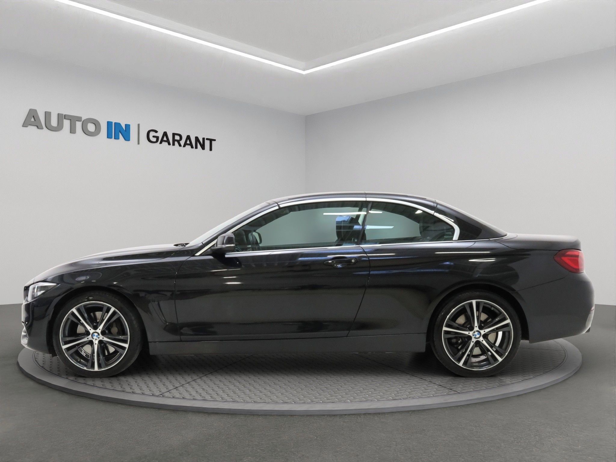 BMW Řada 4, 440i,240kW,XDrive,servis - fotka 2